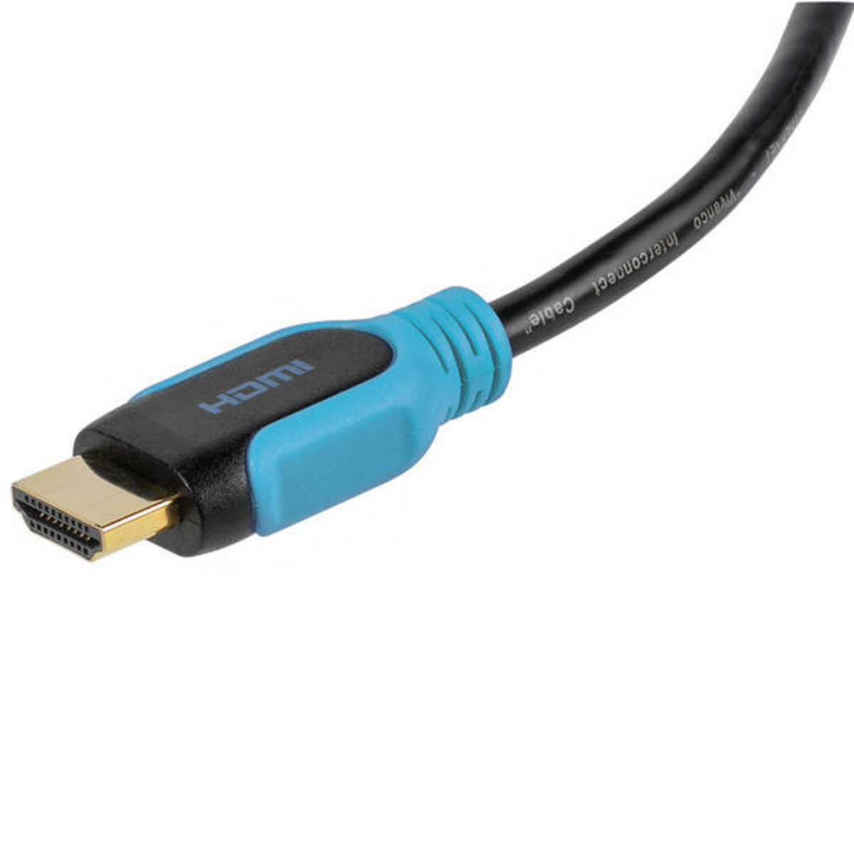 Un cable HDMI negro y azul con un conector chapado en oro sobre fondo blanco.