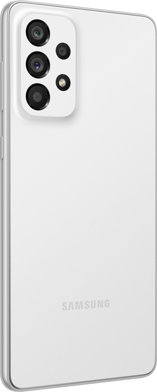Dört kameralı beyaz bir Samsung akıllı telefonun arkası.
