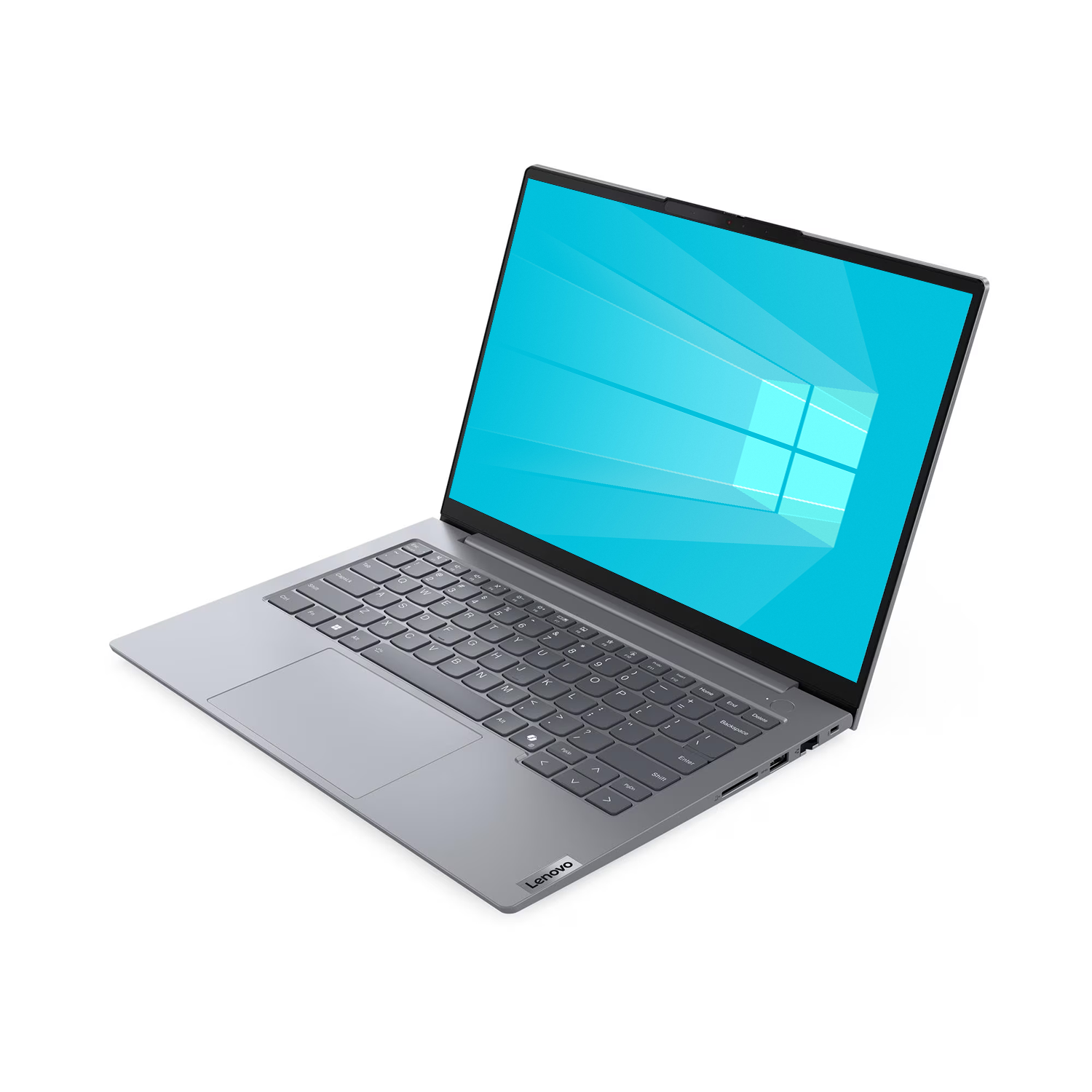 Gümüş renkli bir Lenovo dizüstü bilgisayar beyaz bir yüzeyde açık duruyor ve parlak mavi bir Windows masaüstü duvar kağıdı gösteriyor.