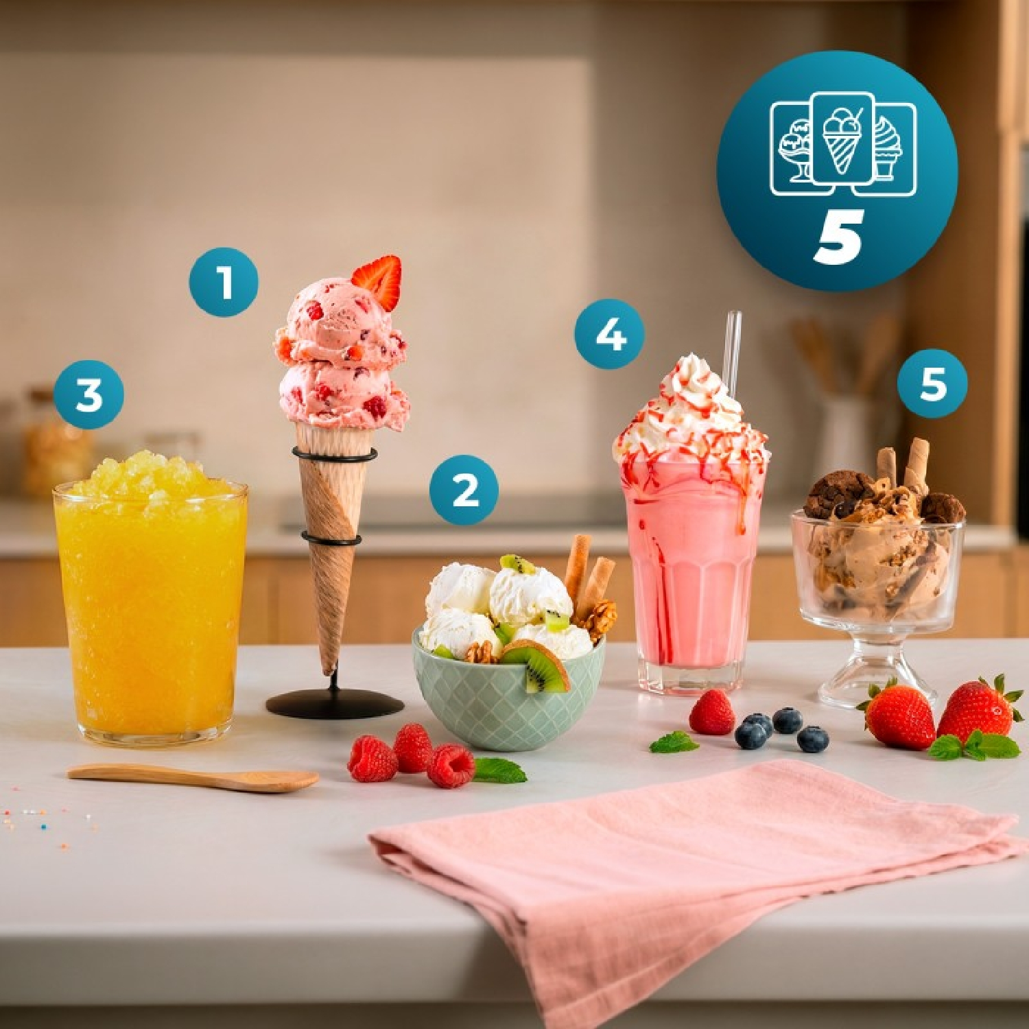 Varios postres, incluidos helados en cono, una bebida amarilla, un batido y copas de helado en un mostrador.