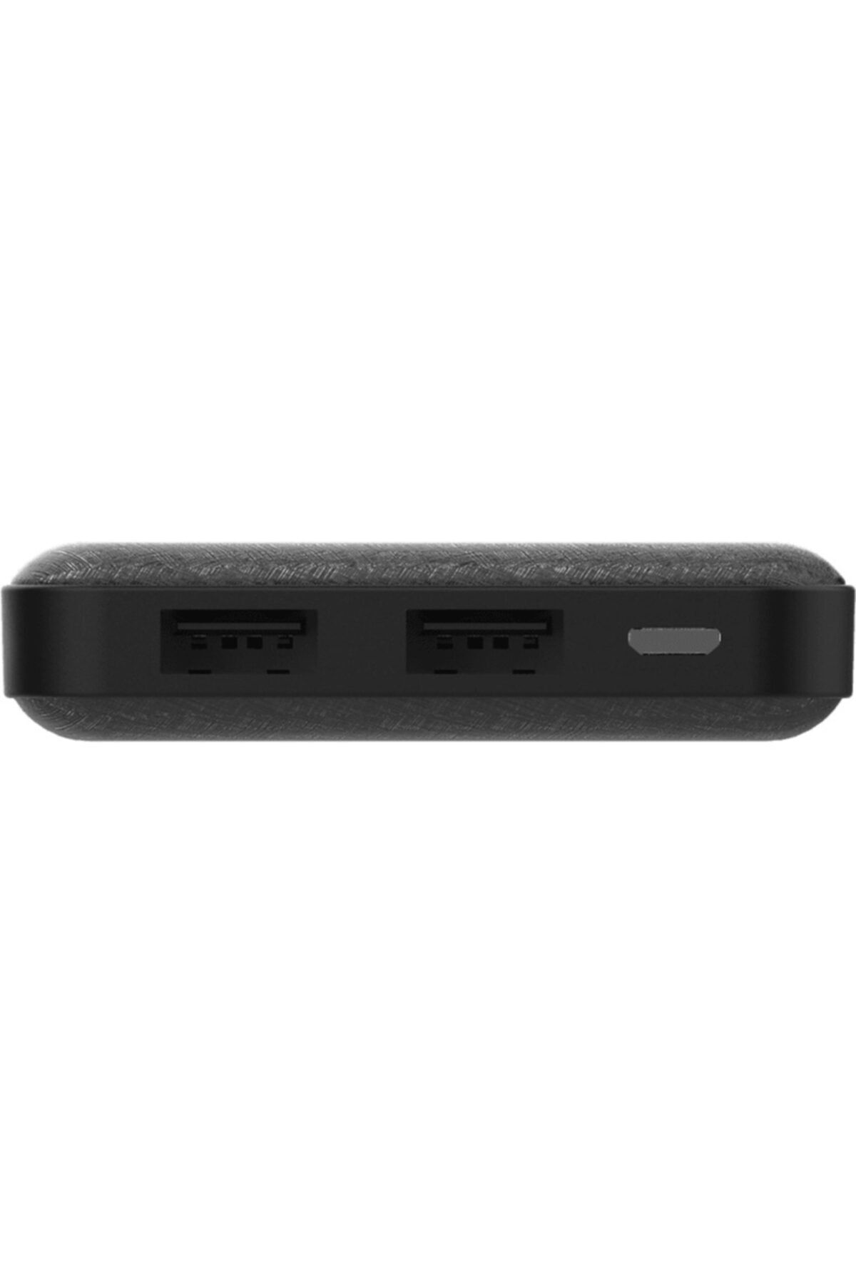 Beyaz arka planda iki USB bağlantı noktası ve bir mikro USB bağlantı noktasına sahip siyah bir powerbank'in yandan görünümü.