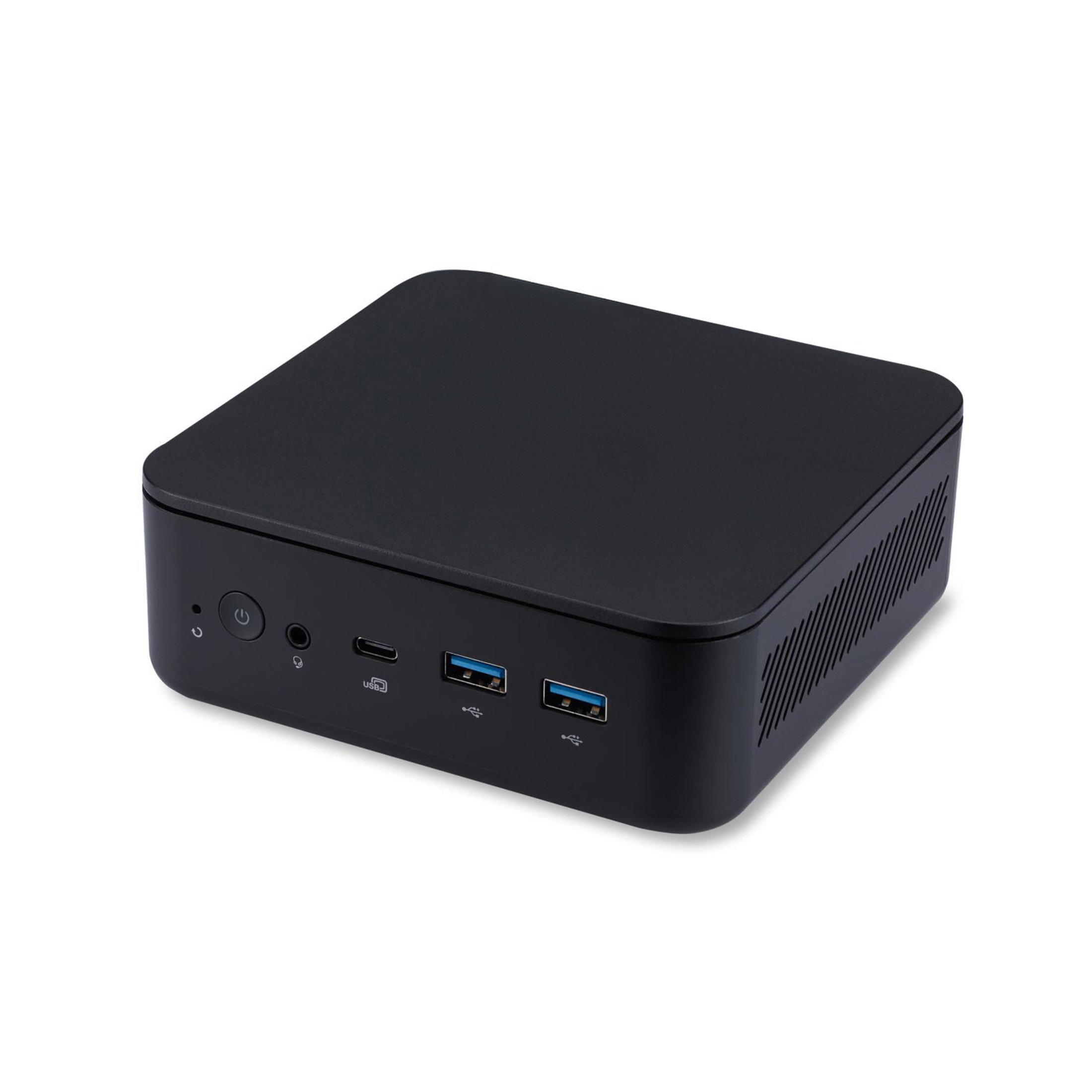 Kompakter schwarzer Mini-PC mit Ein-Aus-Schalter, Audioanschluss, USB-C und zwei USB-Anschlüssen vorne auf weißem Hintergrund.