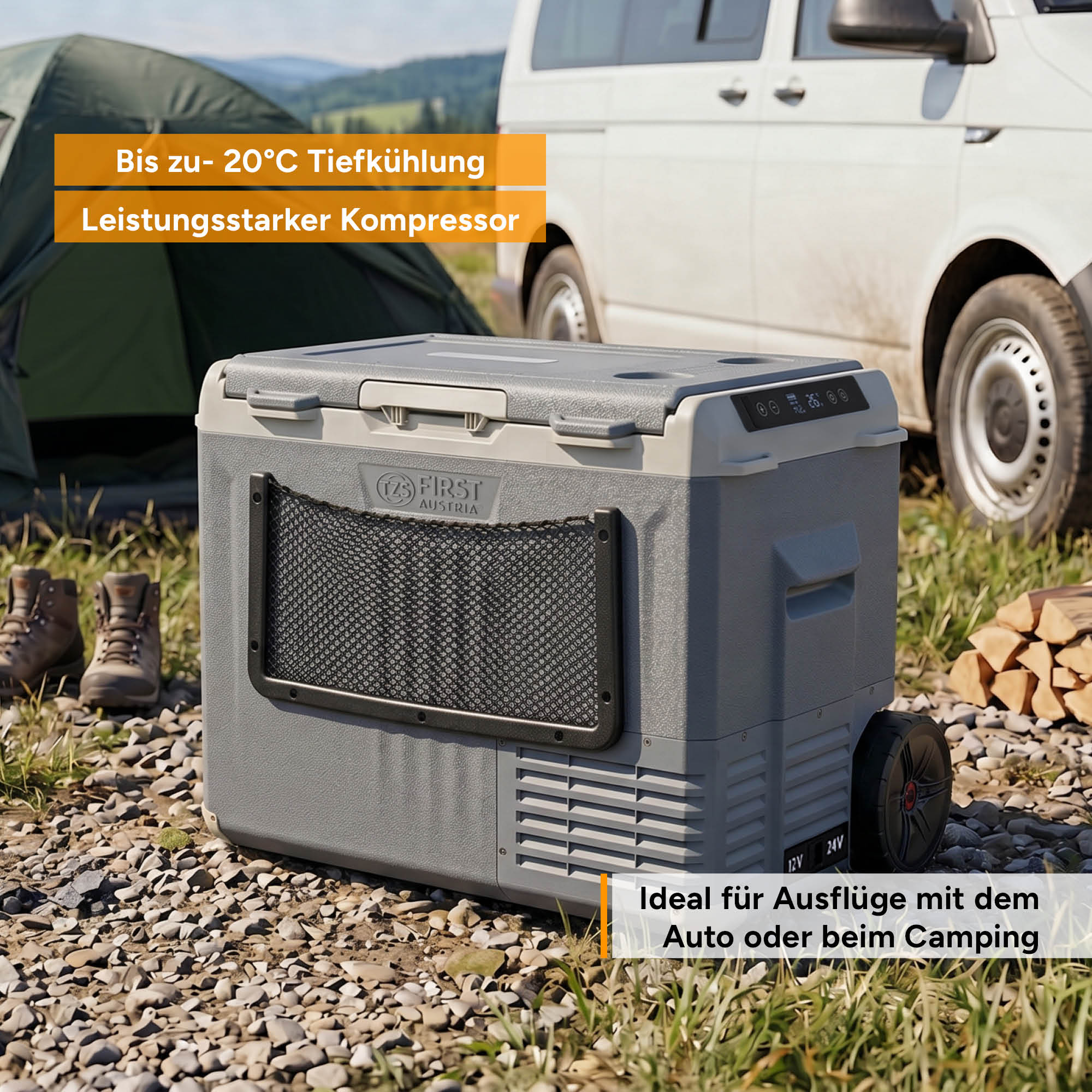 Graue Kühlbox auf einem Campingplatz mit Zelt, Wohnmobil und Textoverlay.
