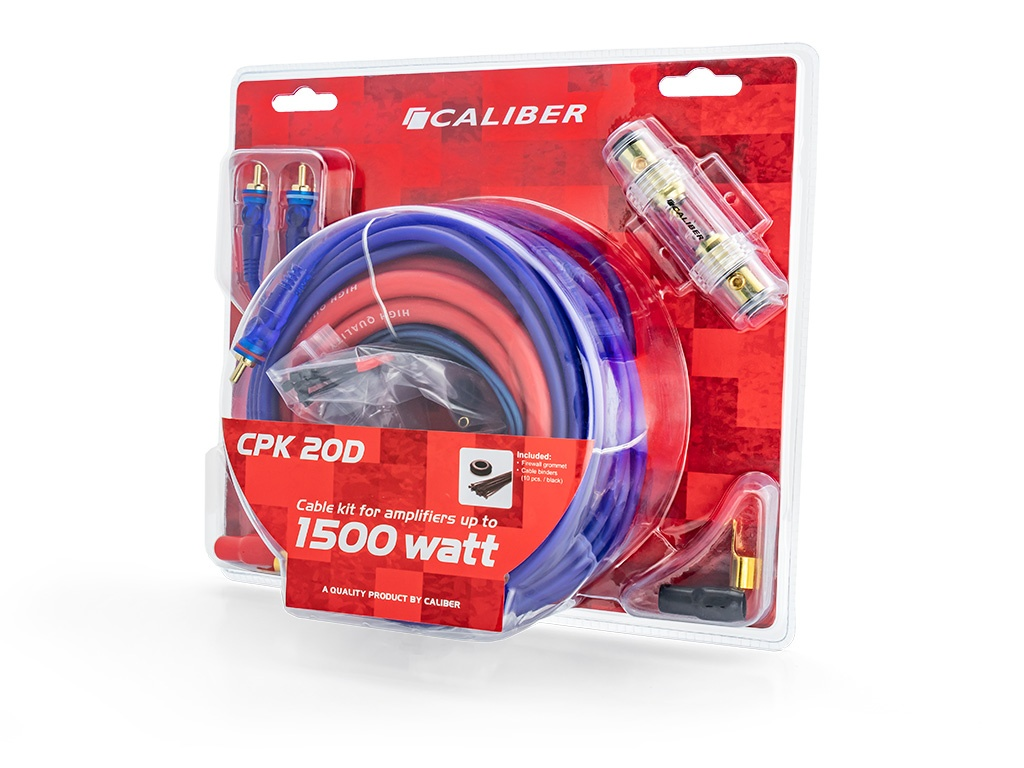 Verpacktes Caliber CPK 20D Verstärker-Kabelset für bis zu 1500 Watt mit Kabeln, Sicherung und Zubehör.