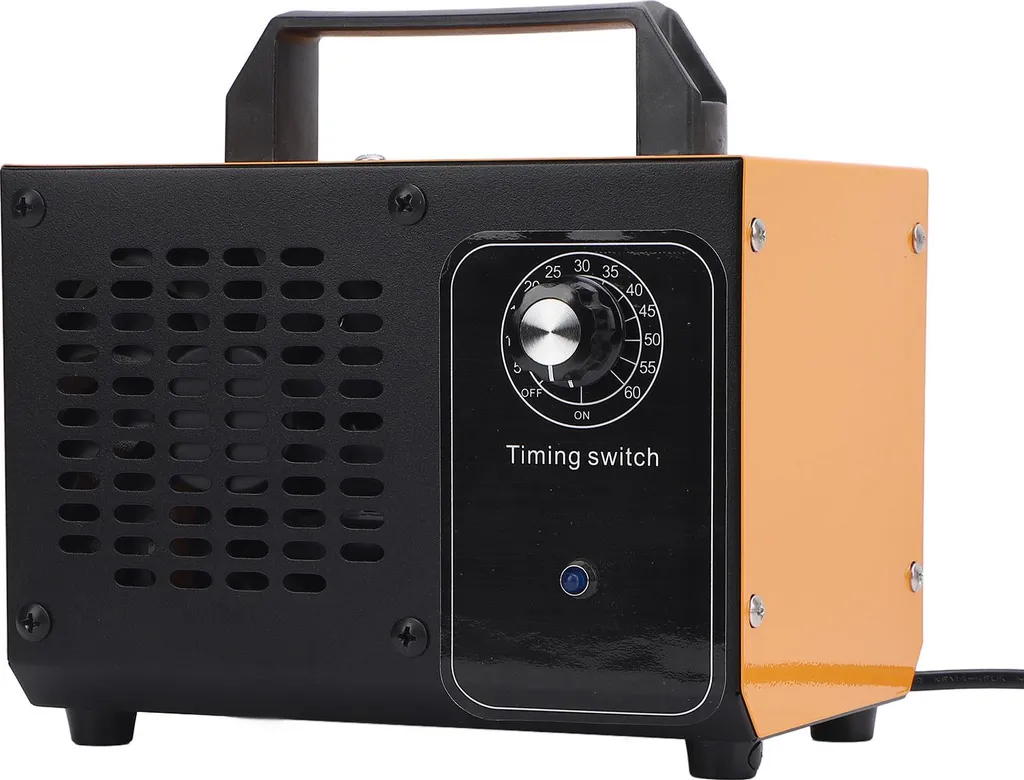 Ein orange-schwarzer Ozongenerator mit schwarzem Griff, Lüftungsgitter und rundem Zeitschatten vorne.