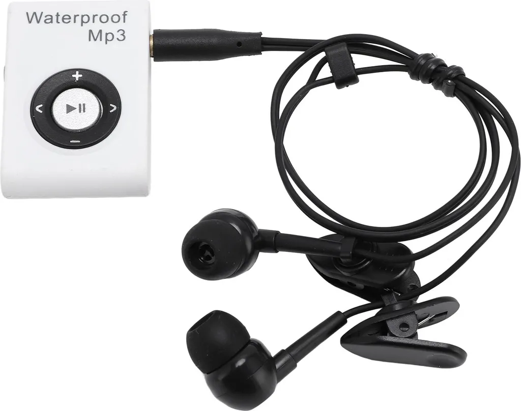 Ein weißer, wasserdichter MP3-Player mit schwarzen In-Ear-Kopfhörern auf einem weißen Hintergrund.