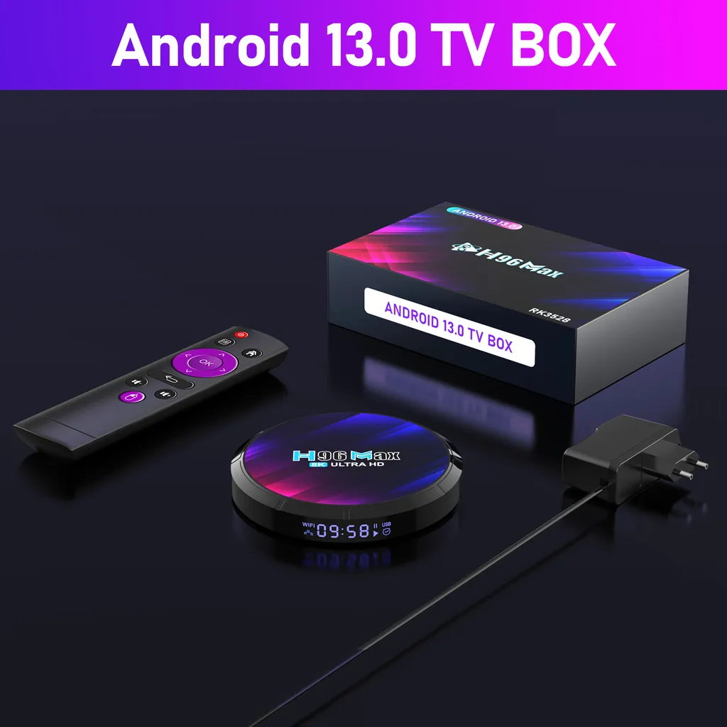 Eine Android 13.0 TV-Box, Fernbedienung, Netzteil und Verpackung auf dunklem Grund.