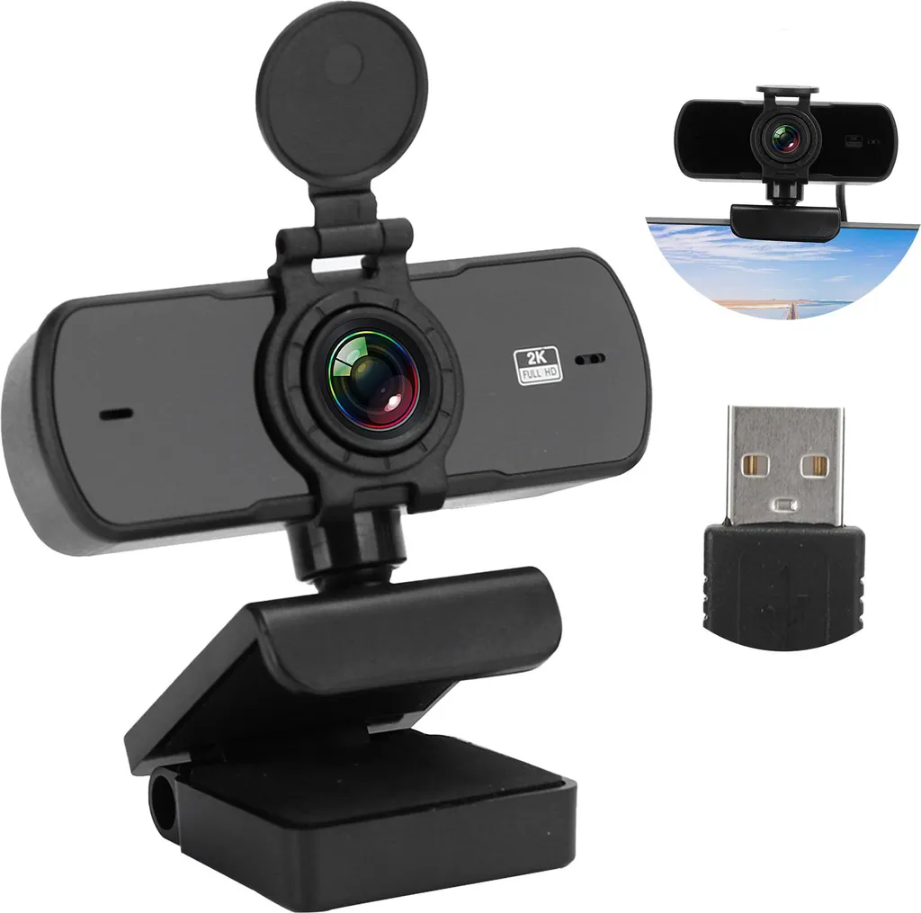 Schwarze 2K-Webcam mit Standfuß, integrierter Linse, Schutzabdeckung und einem USB-Adapter.