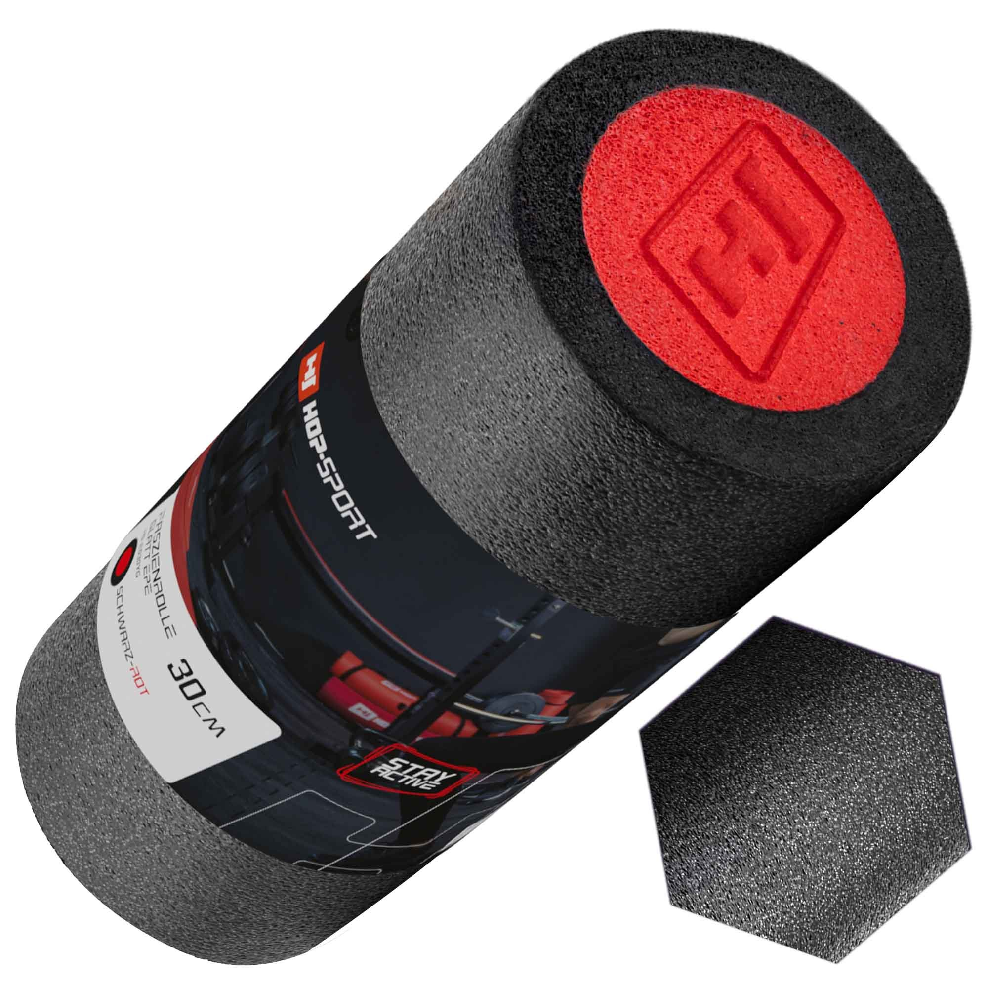 Eine schwarze Fitnessrolle mit rotem Kreisende und Markenlogo gegen weißen Hintergrund.