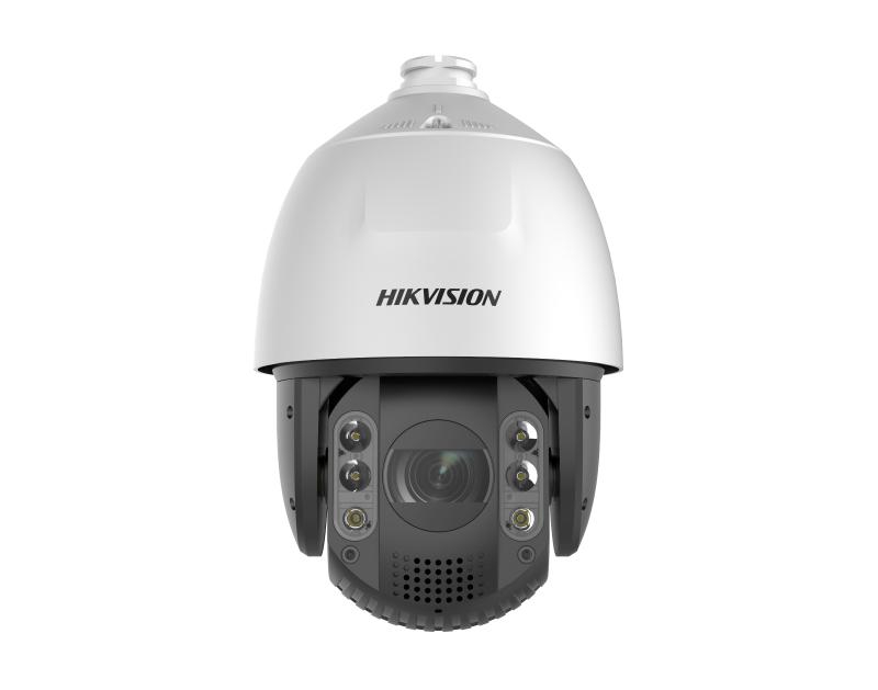 Çift LED ışığa ve merkezi merceğe sahip beyaz ve siyah Hikvision PTZ güvenlik kamerası.