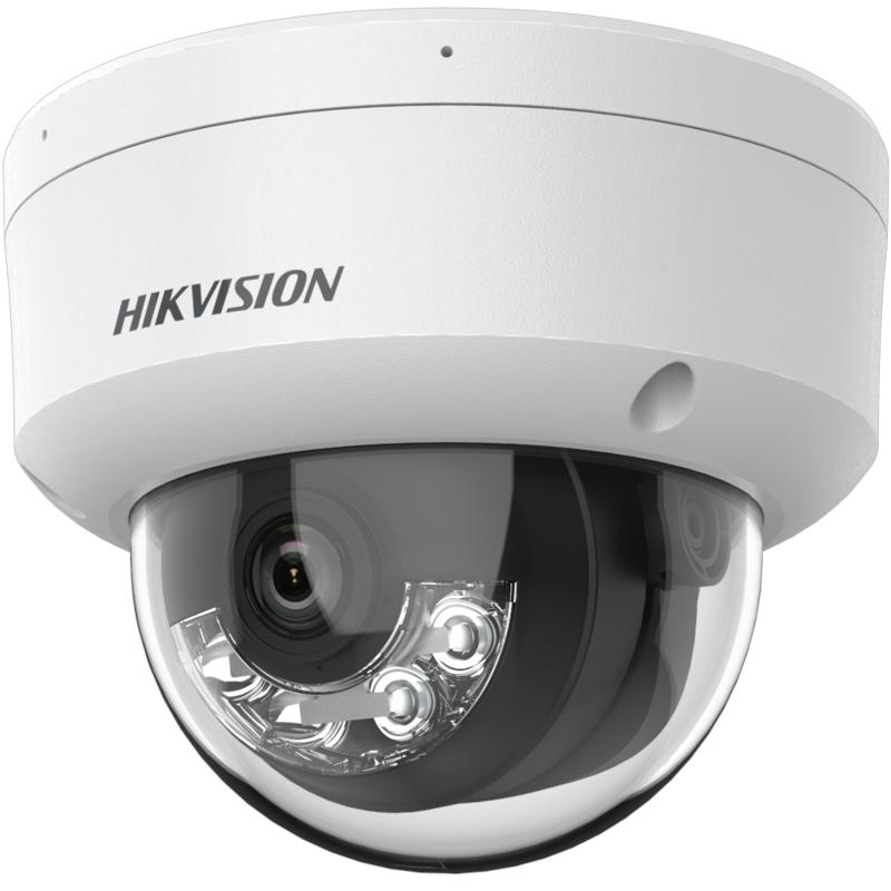Lens ve kızılötesi LED'leri gösteren şeffaf alt yarıya sahip beyaz bir Hikvision kubbe güvenlik kamerası.
