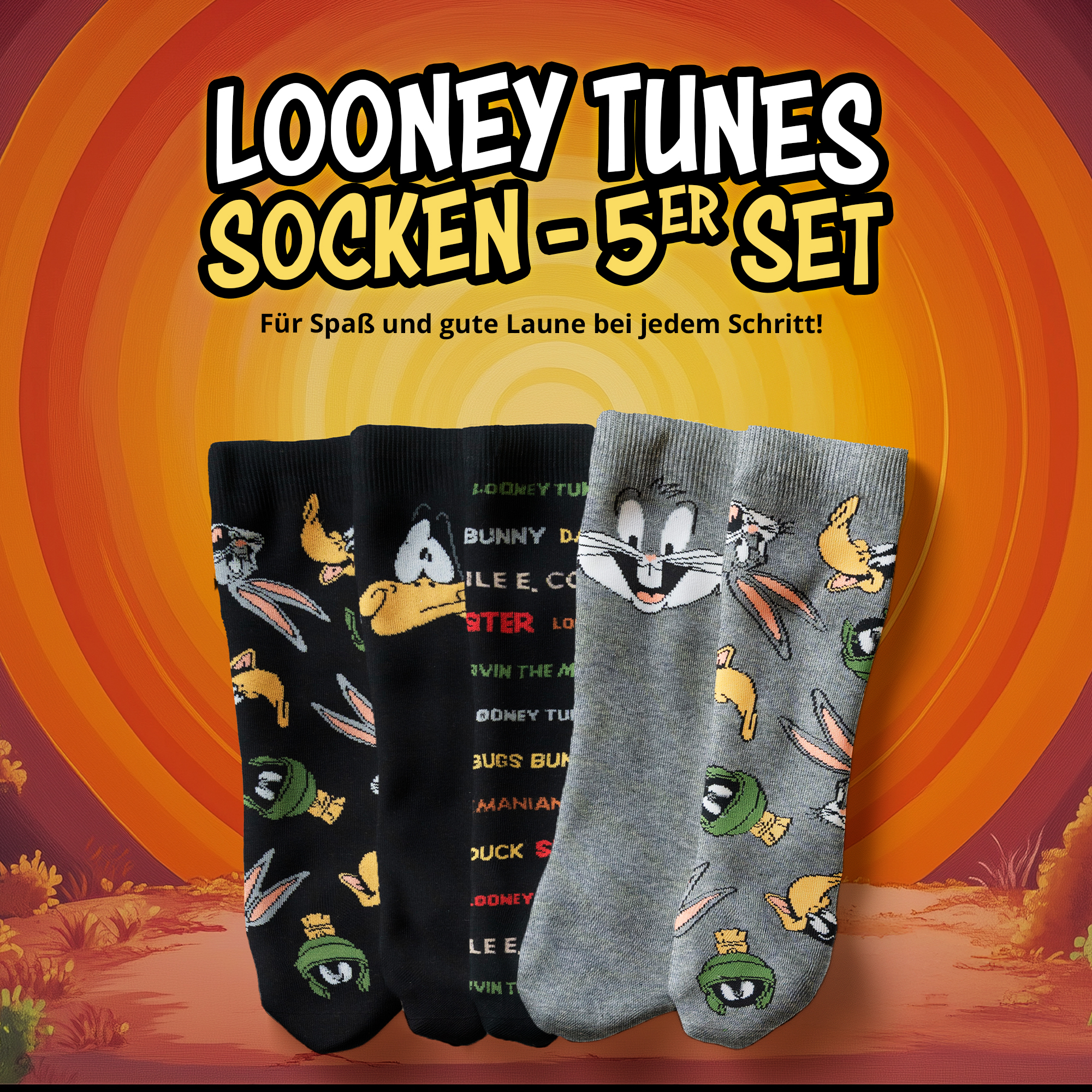Looney Tunes Socken-5er-Set vor orangefarbenem Looney-Tunes-Hintergrund.