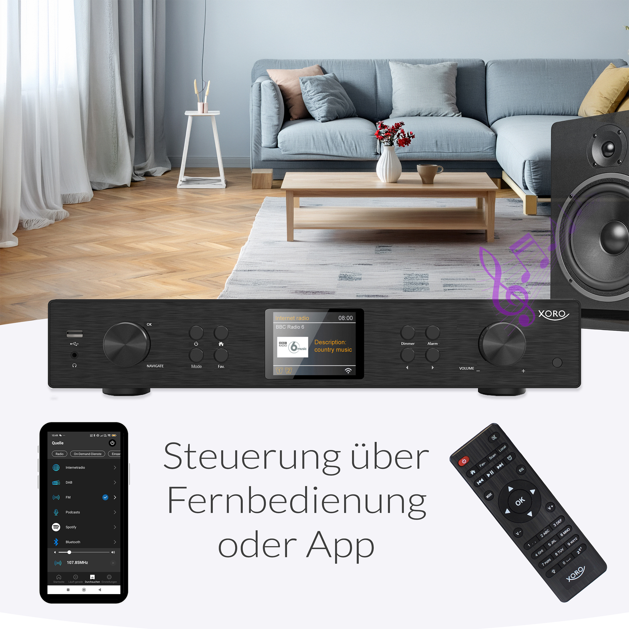 Ein Xoro-Internetradio mit Lautsprecher in einem Wohnzimmer, gesteuert über App oder Fernbedienung.