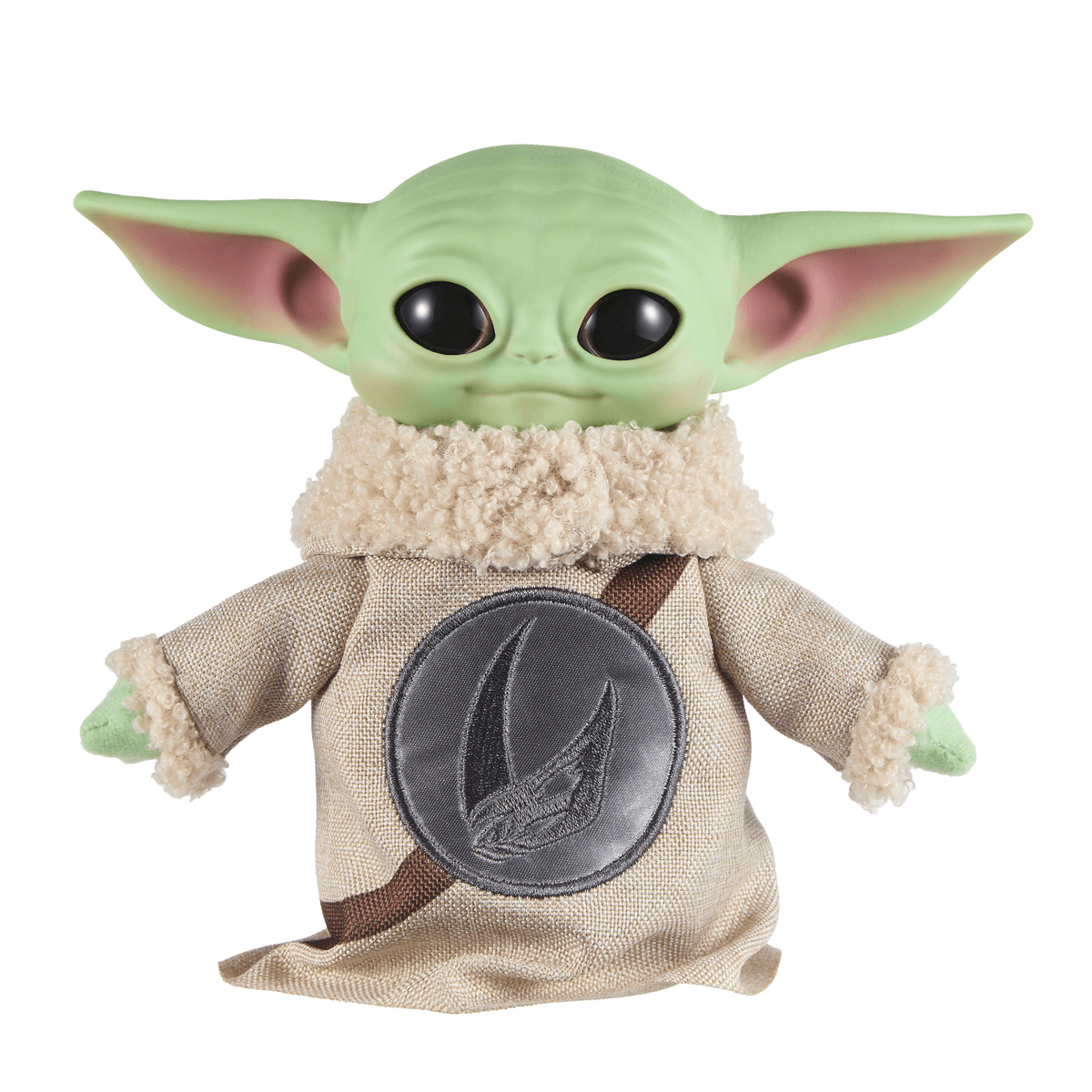 Plüschfigur von Grogu aus Star Wars mit großen Augen, grüner Haut und beigem Mantel mit flauschigem Kragen.
