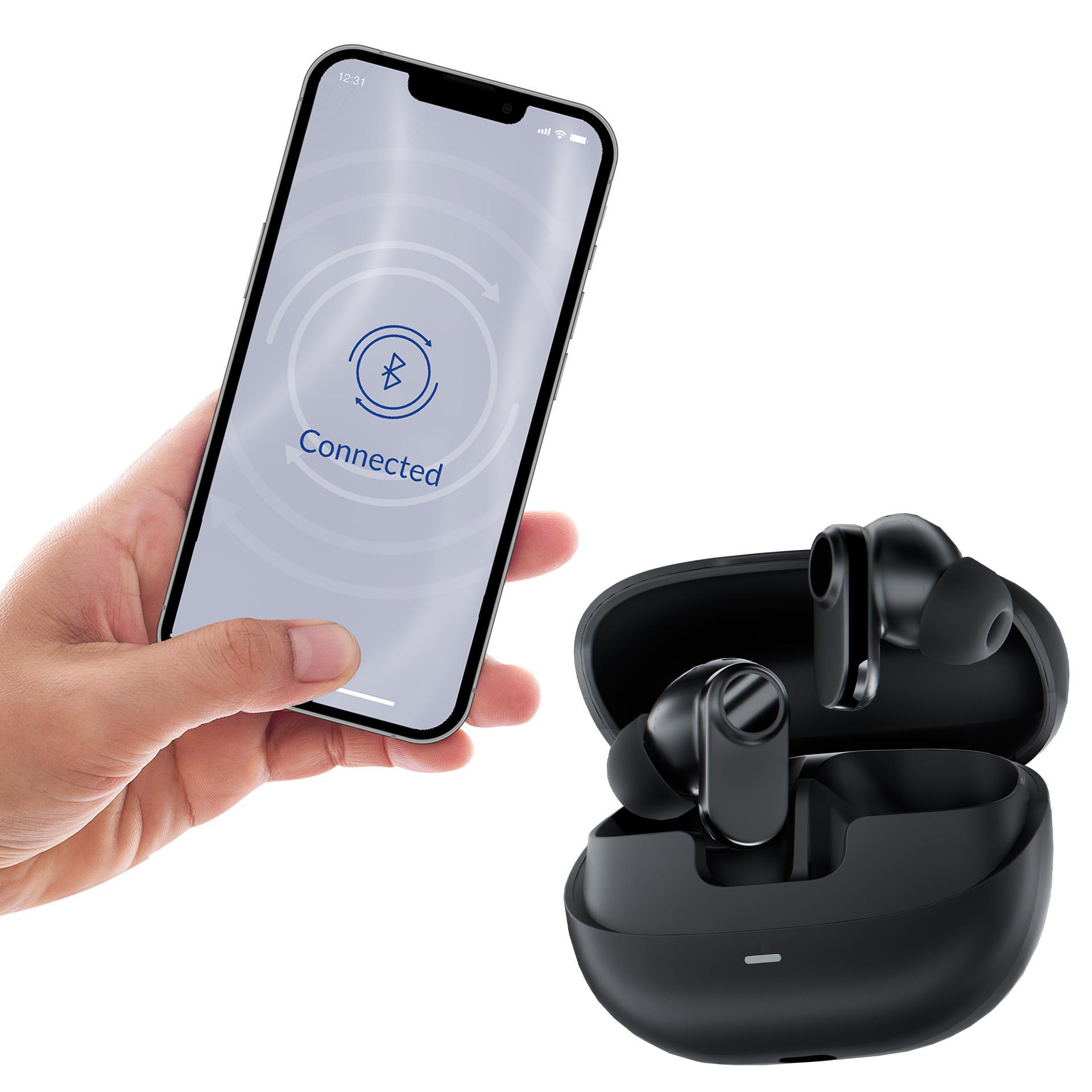 Smartfon z ekranem połączenia Bluetooth obok etui ładującego ze słuchawkami bezprzewodowymi.