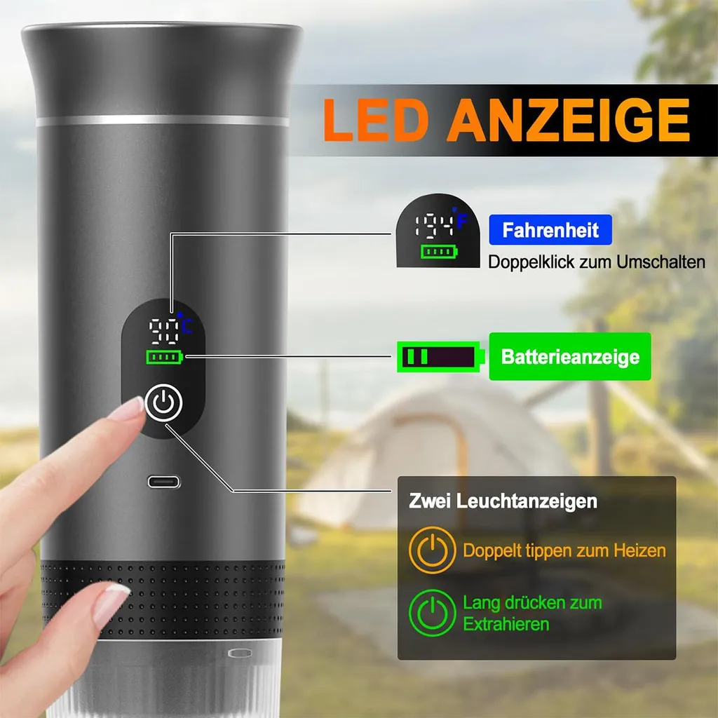 Eine graue Thermoskanne mit LED-Anzeige, Batterieanzeige und erklärenden Texten auf Deutsch im Hintergrund.