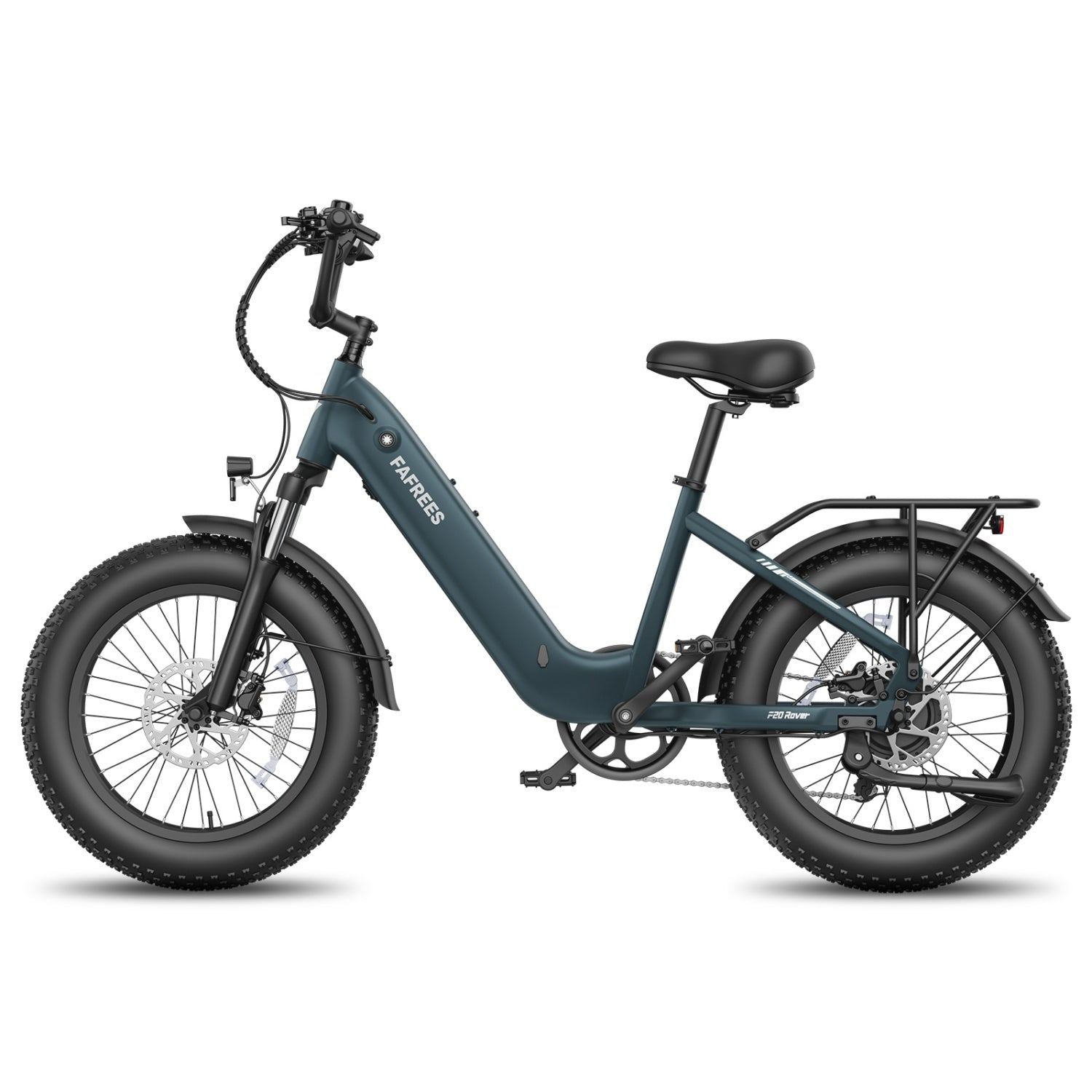 Dunkelblaues Fafrees E-Bike mit dicken Reifen, Gepäckträger und weißem Hintergrund.