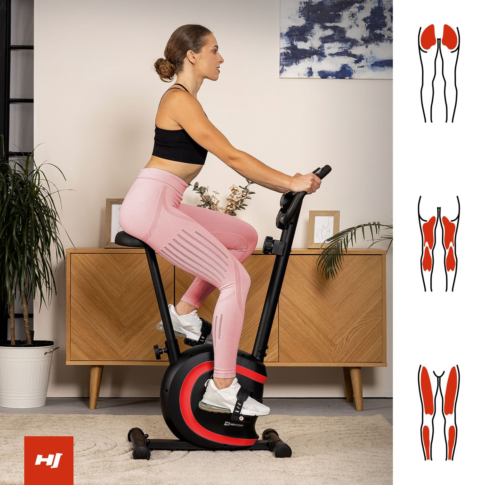 Eine Frau in Sportkleidung trainiert auf einem Heimtrainer vor einer Kommode, rechts Muskelgruppen-Diagramme.