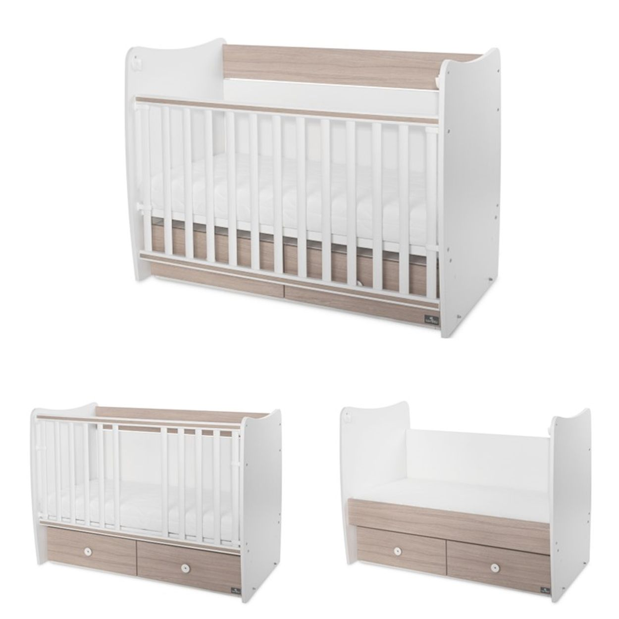 Weiß-holzfarbenes Babybett mit integrierten Schubladen, umgebaut auch als Kleinkindbett nutzbar.