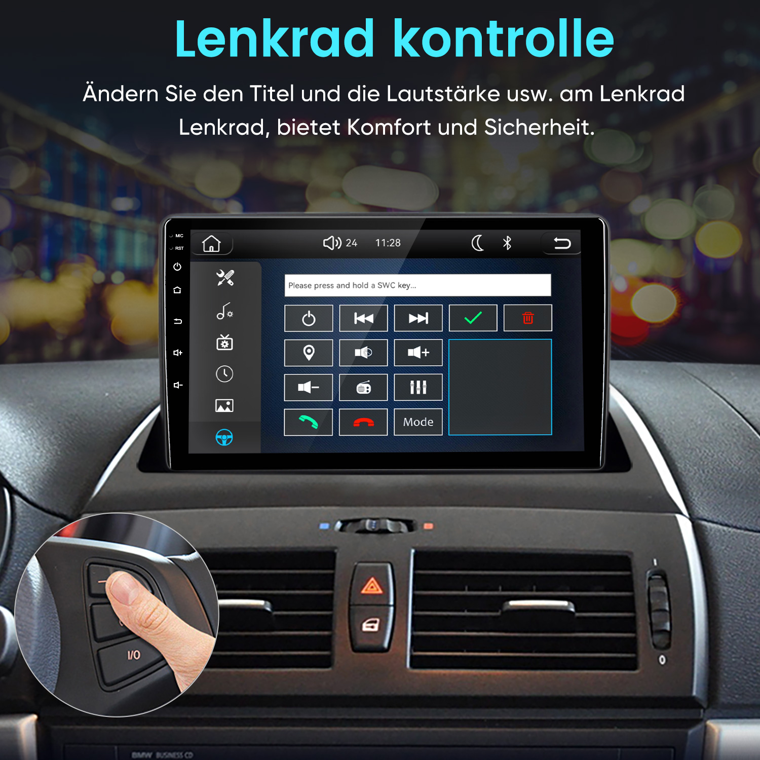 Autoradio mit Touchscreen in einer Autokonsole, inset zeigt eine Hand, die Lenkradtasten bedient.