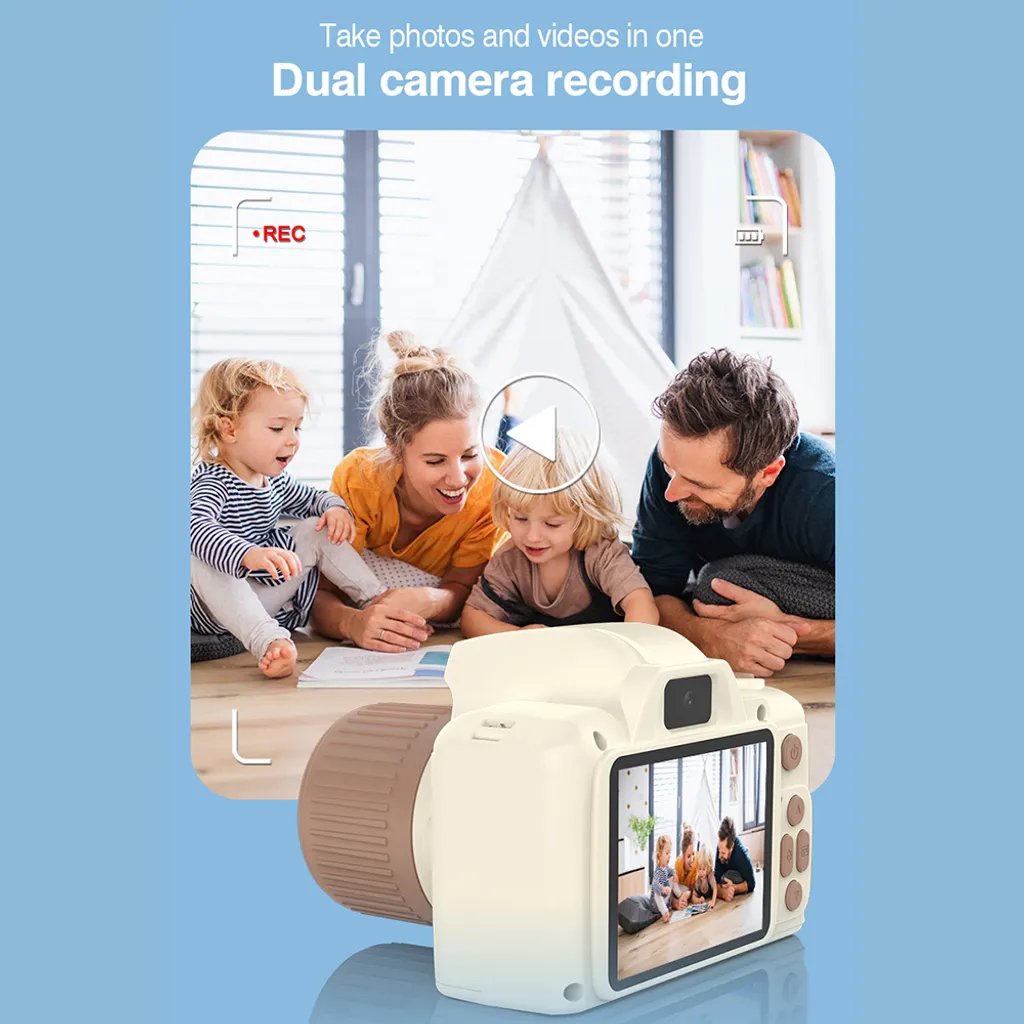 Eine weiße Kinderkamera zeigt ein Bild einer glücklichen Familie auf ihrem Display.