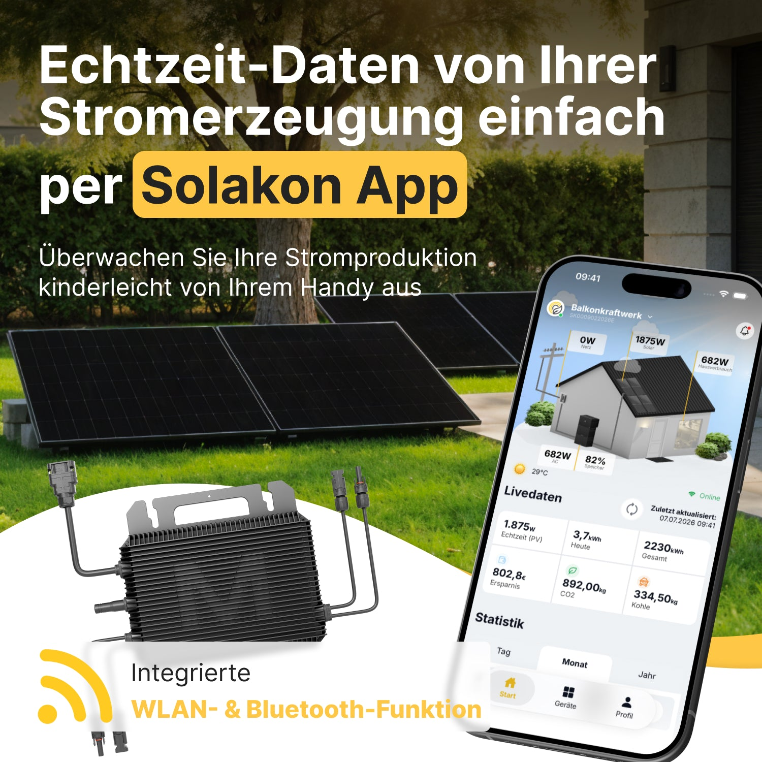 Smartphone mit Solar-App, Wechselrichter und Solarmodulen im Freien mit deutschem Text.