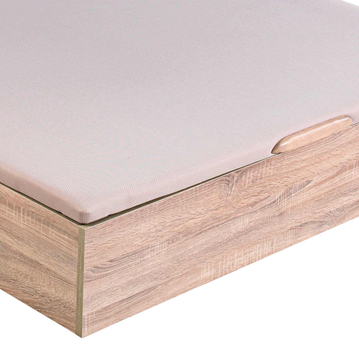 Primer plano de una base de cama de madera con funda de tela clara y tirador.