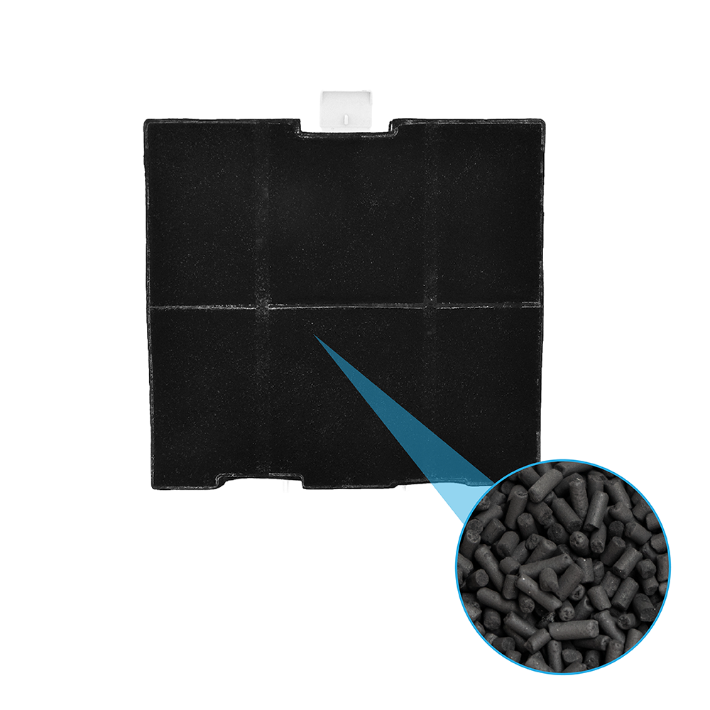 Filtro a carbone nero quadrato con una piccola lente d'ingrandimento che mostra pellet.