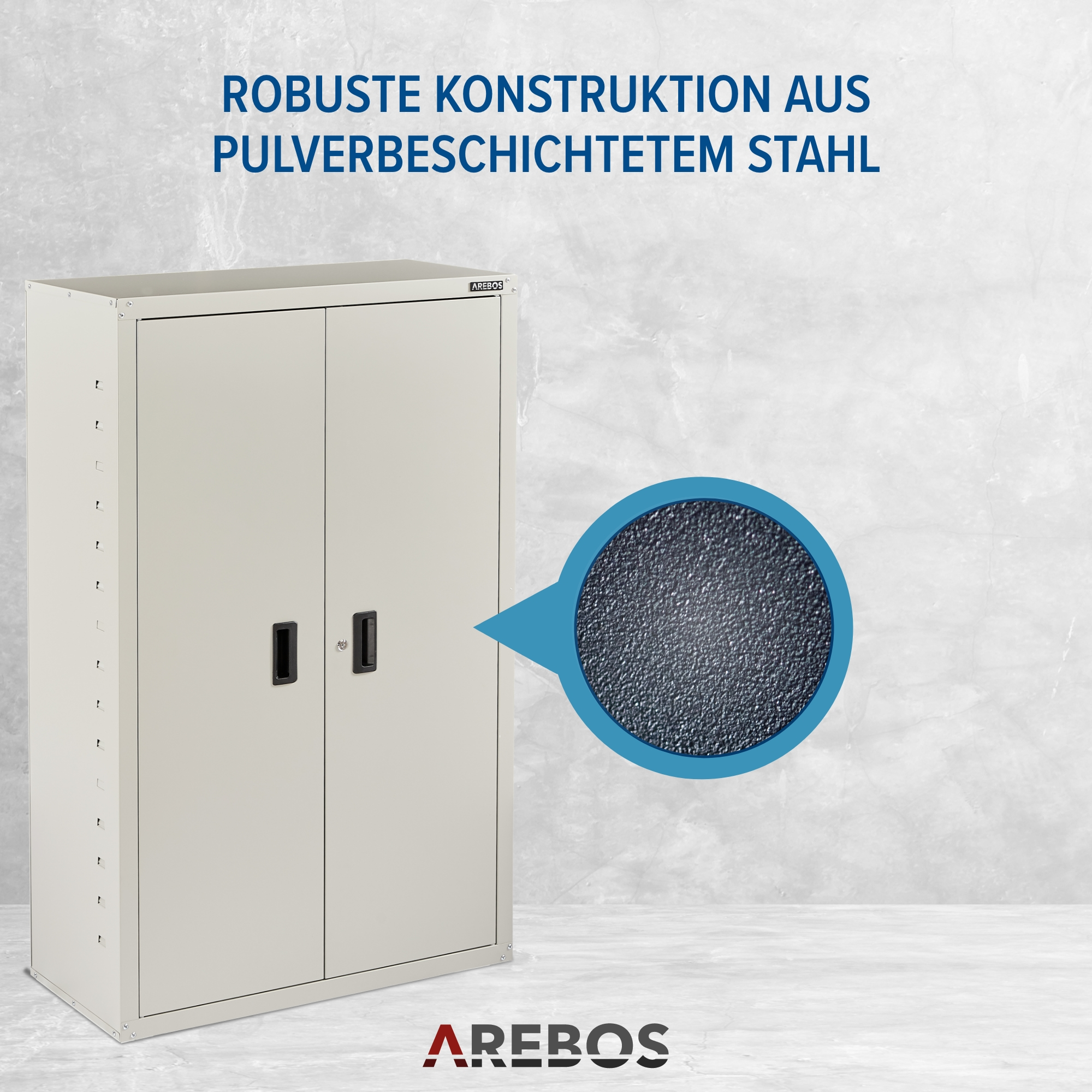 Grauer Stahlschrank mit Pulverbeschichtung auf grauem Hintergrund, Detailansicht der strukturierten Oberfläche.
