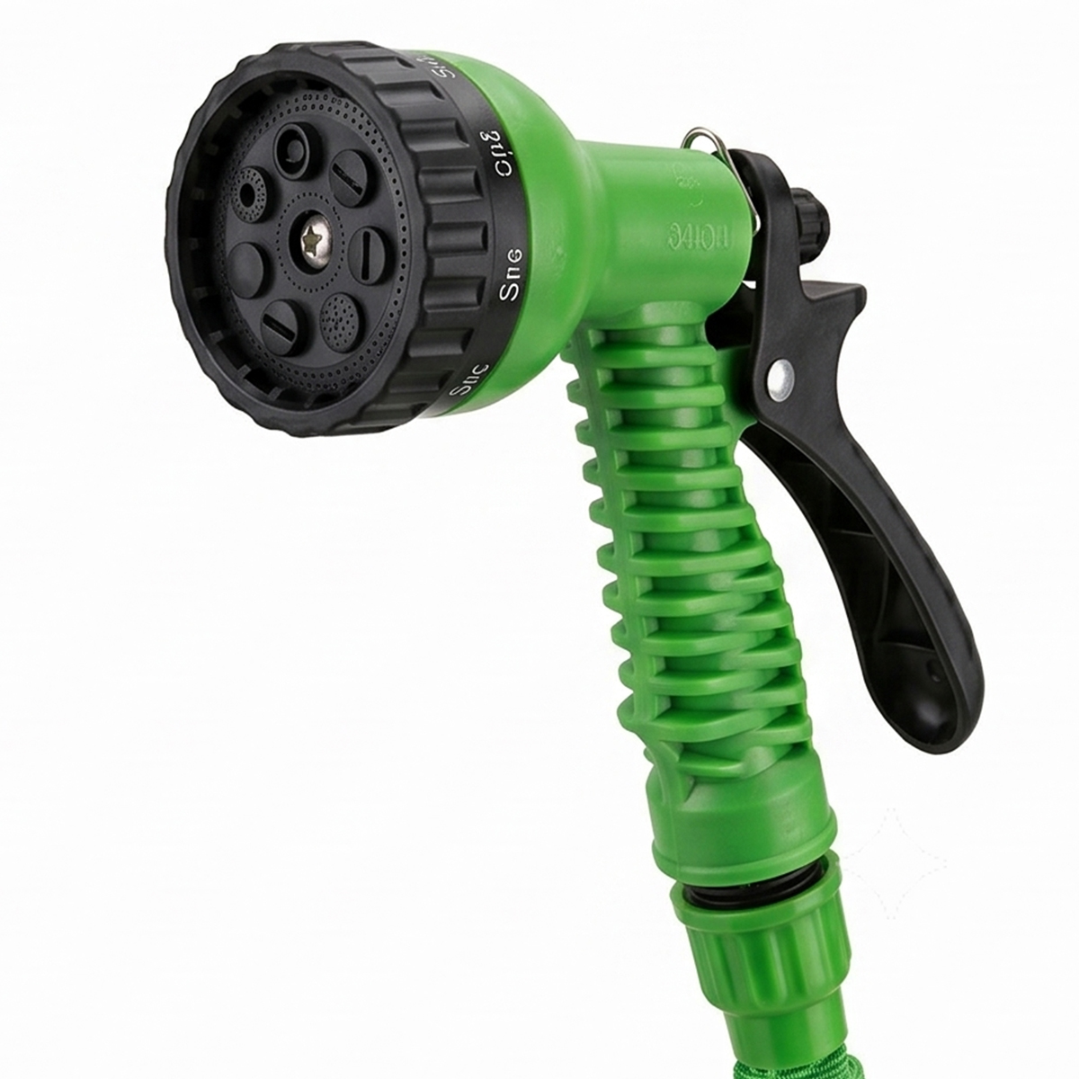 Grüne Garten-Spritzpistole mit schwarzem Griff und verstellbarem Sprühkopf.