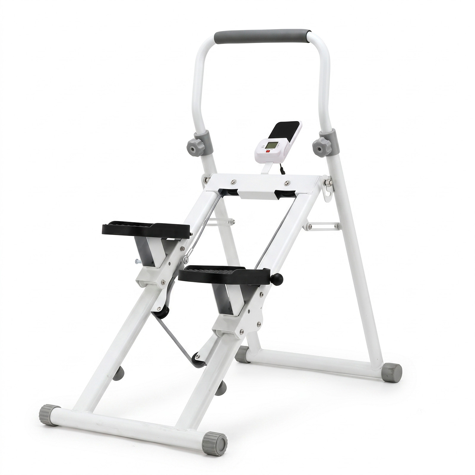 Ein weißes Heimtrainer-Steppgerät mit schwarzen Pedalen und einem kleinen Monitor auf weißem Hintergrund.