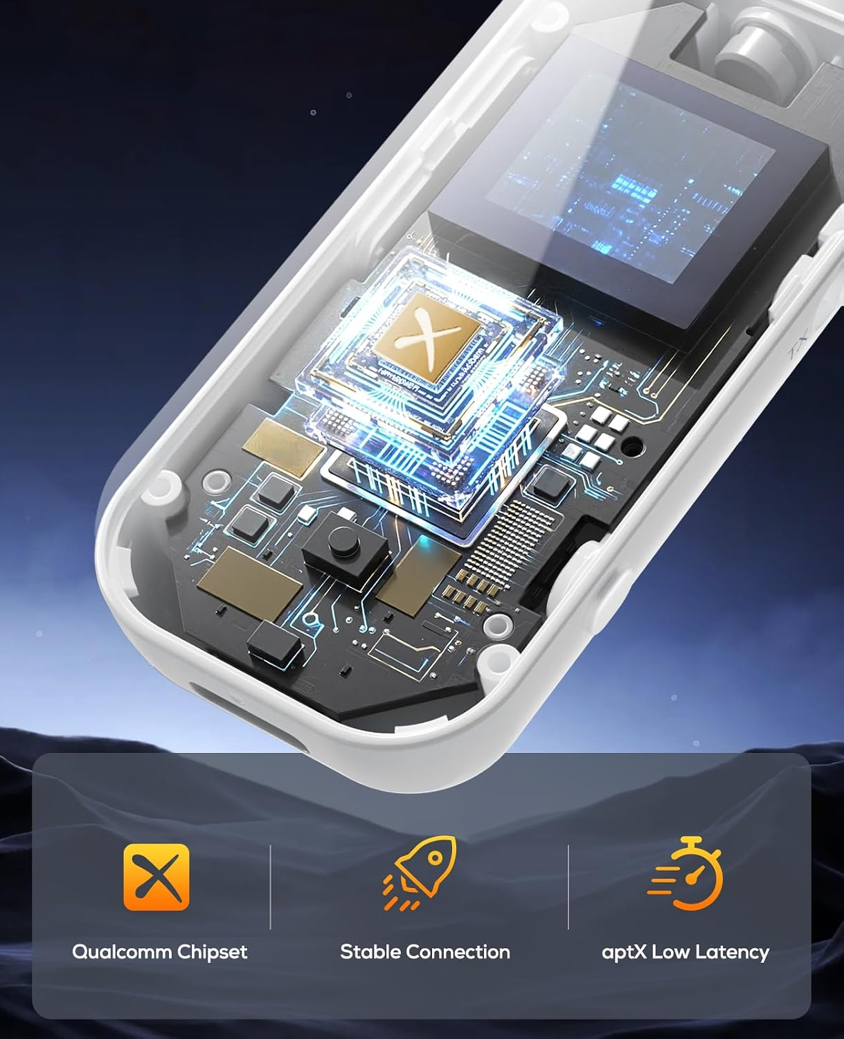 Interne Platine eines weißen Geräts mit leuchtendem Qualcomm-Chipset, Display und drei Symbolen.