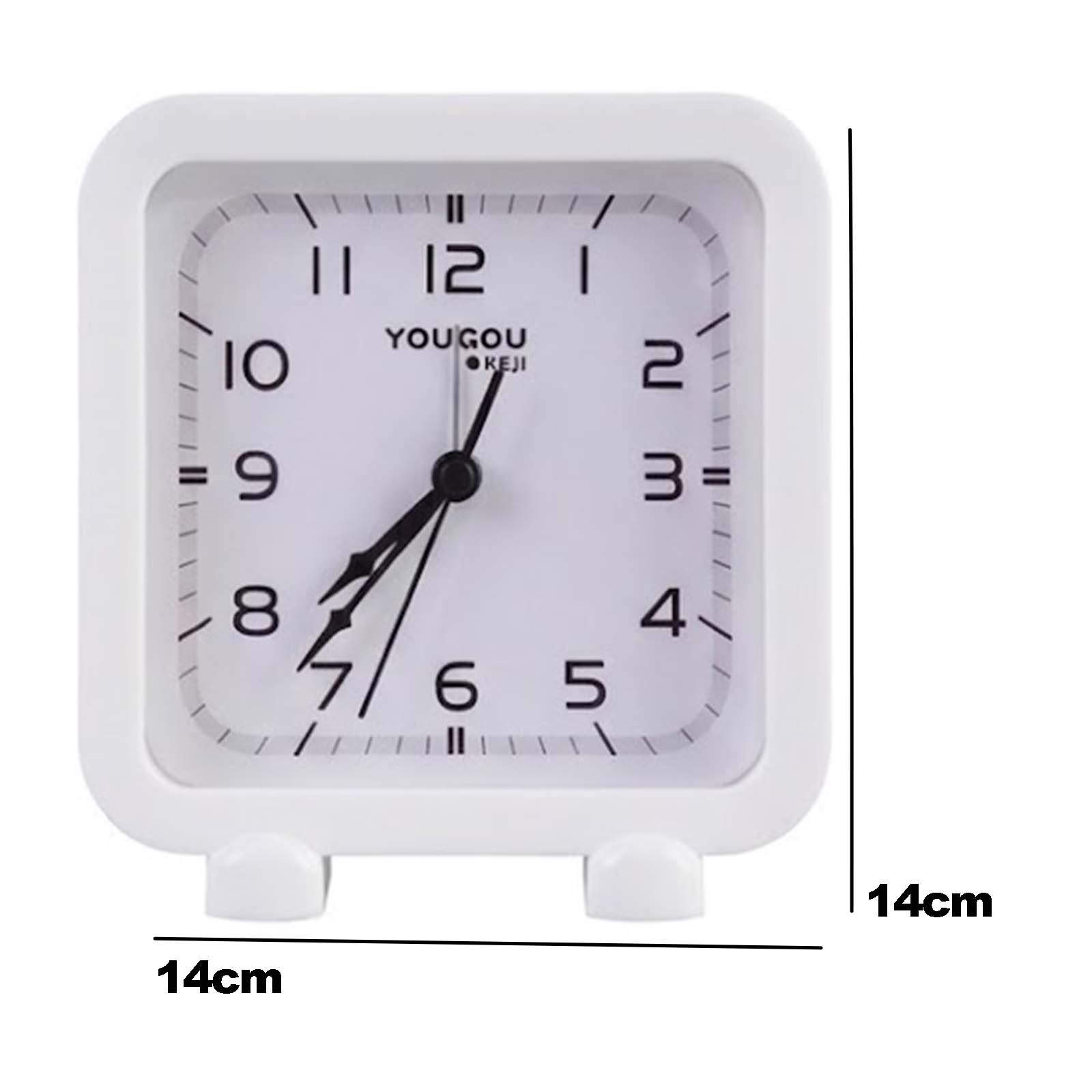 Reloj de mesa blanco cuadrado con números y manecillas negras, mostrando dimensiones de 14 cm abajo y a la derecha.