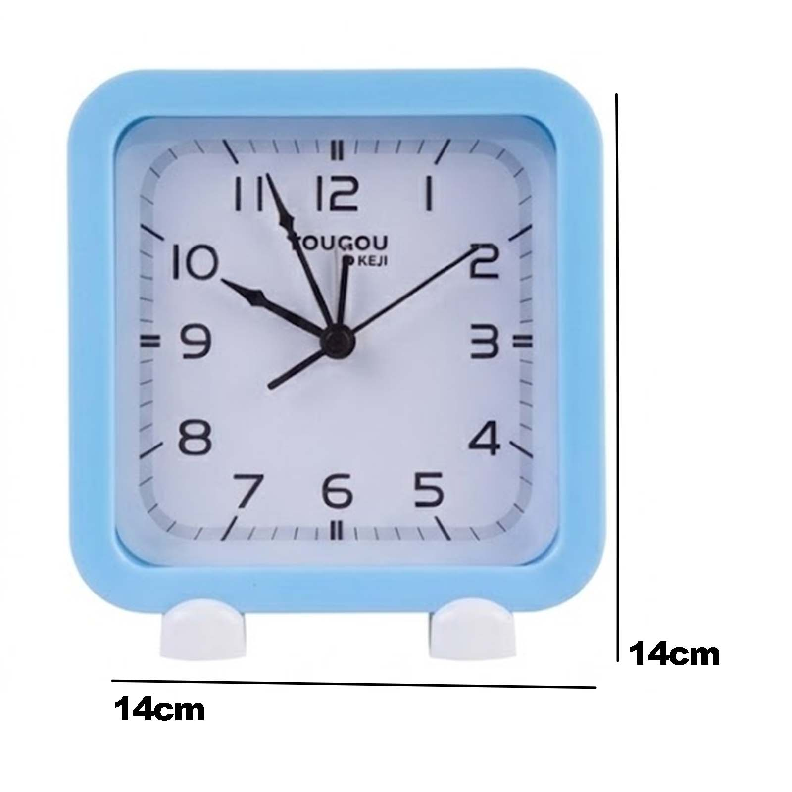 Reloj de mesa cuadrado azul con esfera blanca y dimensiones de 14 por 14 centímetros.