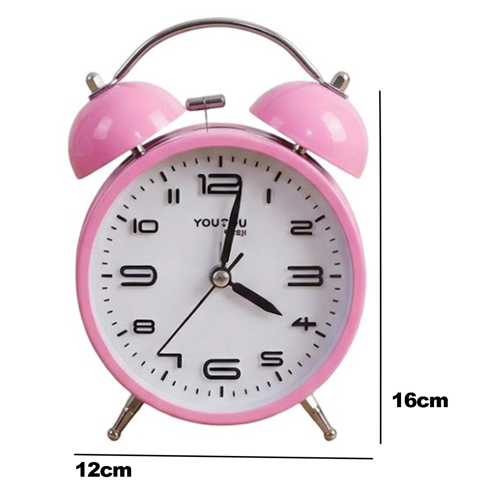Un despertador redondo de doble campana de color rosa con patas de metal, de 16 cm de alto y 12 cm de ancho.