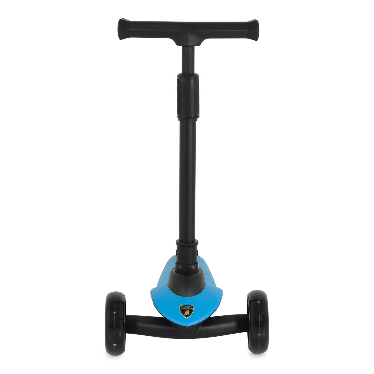 Ein blauer Kinderroller mit drei schwarzen Rädern und T-förmigem Lenker vor weißem Hintergrund.
