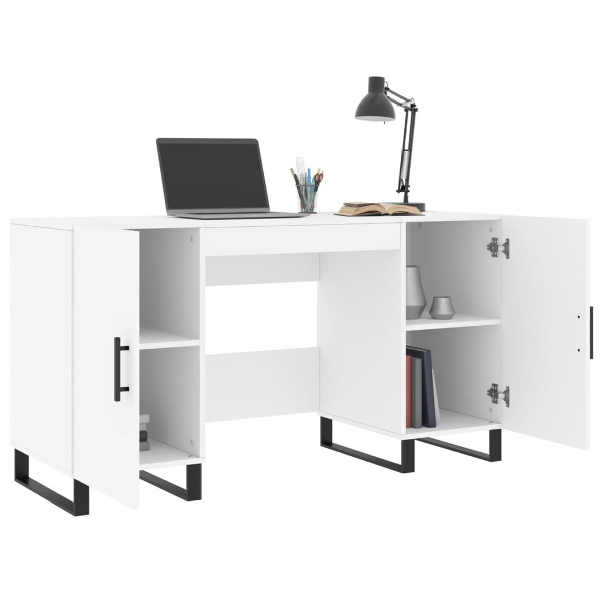 Weißer Schreibtisch mit offenen Regalen, schwarzen Griffen, Beinen, Laptop und Schreibtischlampe.