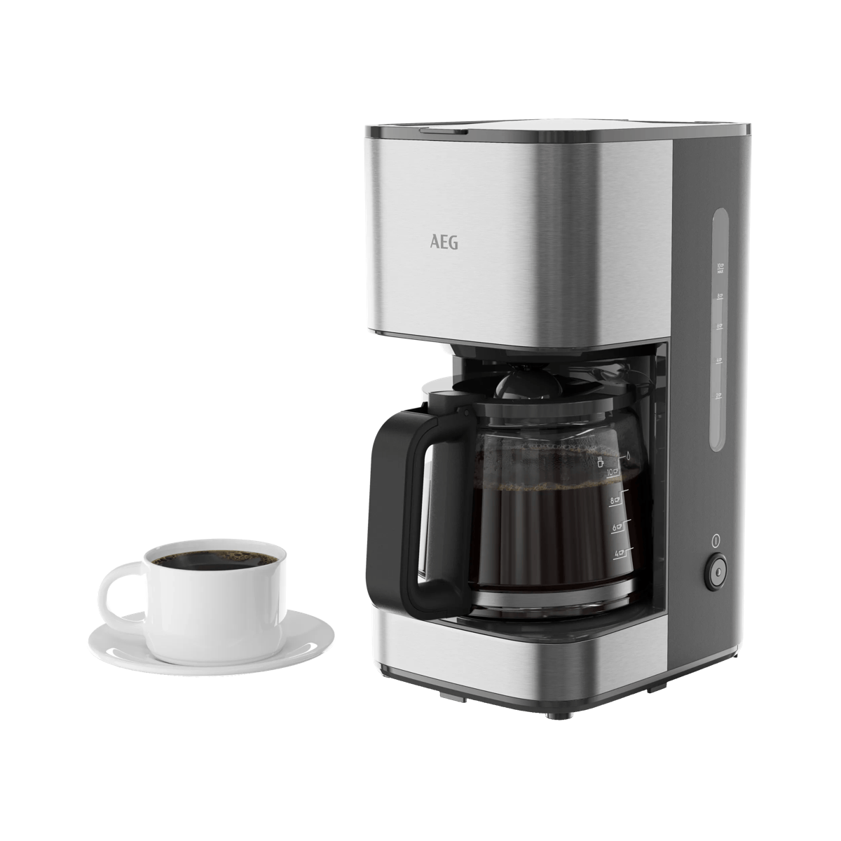 Una cafetera de goteo AEG de acero inoxidable y plástico negro con una jarra de vidrio llena y una taza blanca.