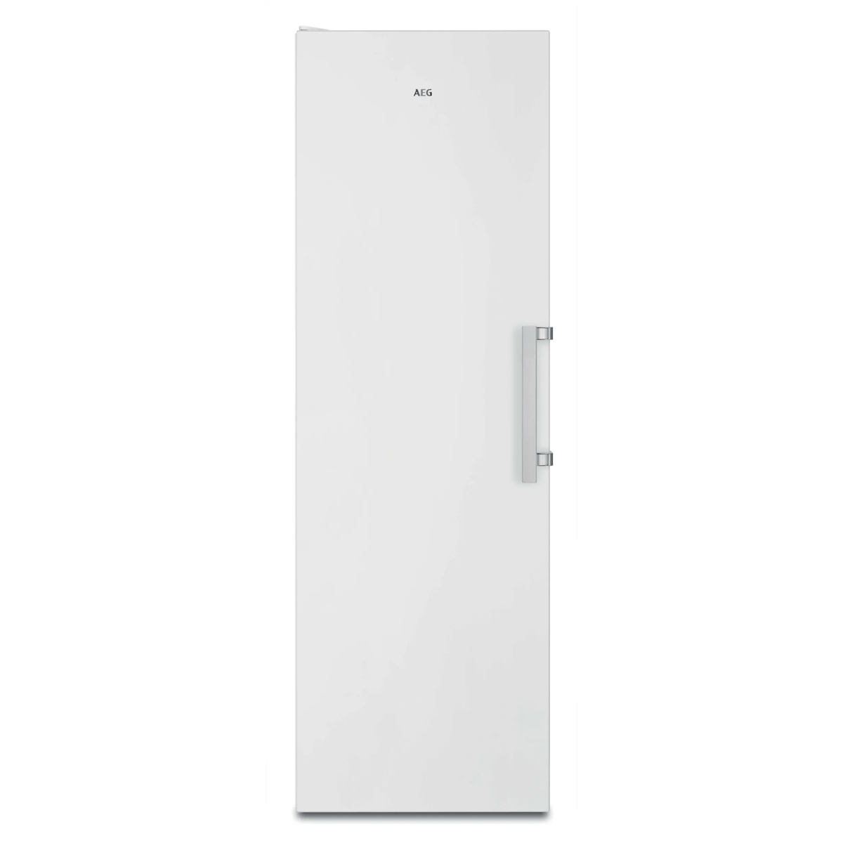Un congelador vertical AEG blanco con tirador plateado sobre fondo blanco.