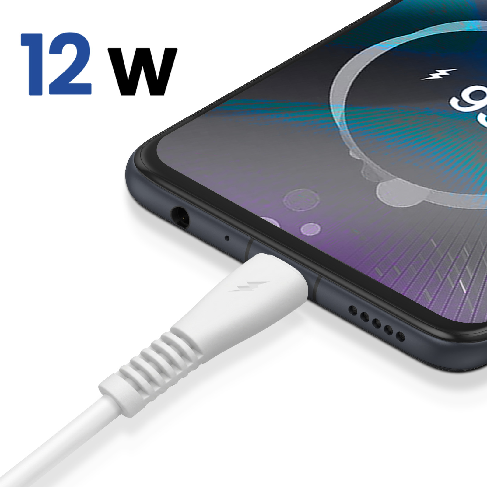 Ein weißes Ladekabel steckt im schwarzen Smartphone, daneben steht 12 W.