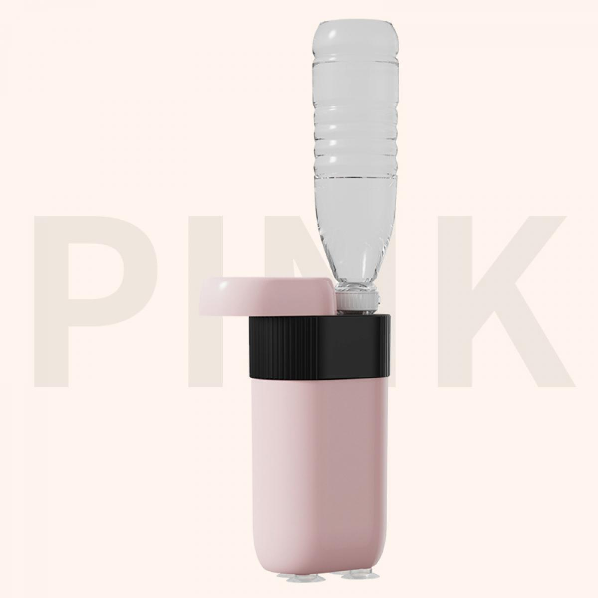 Eine rosafarbene und schwarze Halterung mit umgedrehter Plastikflasche vor dem Wort PINK.