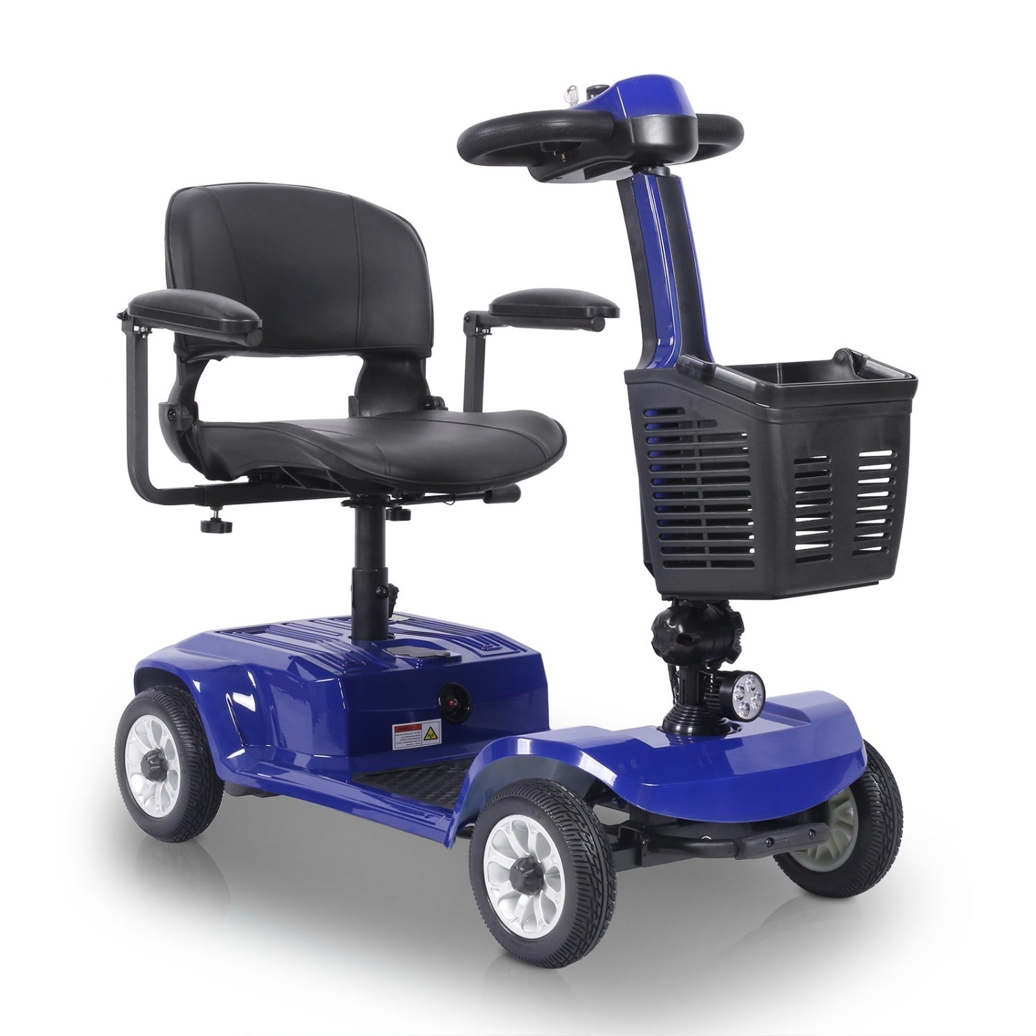 Un scooter de movilidad azul con asiento negro y cesta delantera sobre fondo blanco.