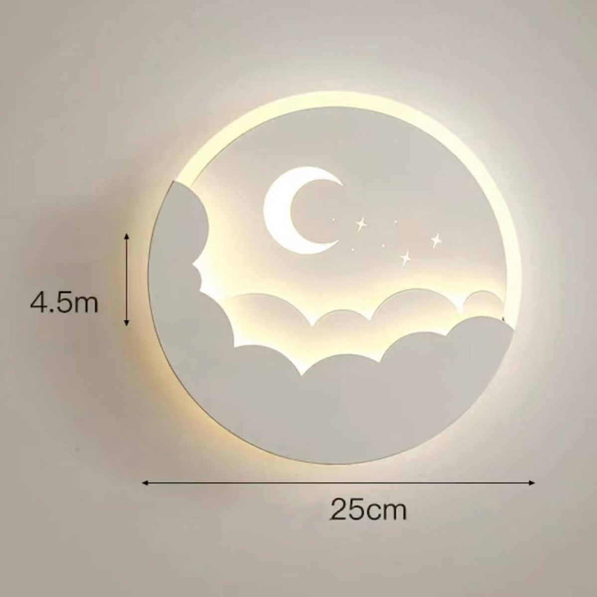 Runde LED-Wandleuchte mit Mond und Wolkenmotiven, Durchmesser 25 cm.