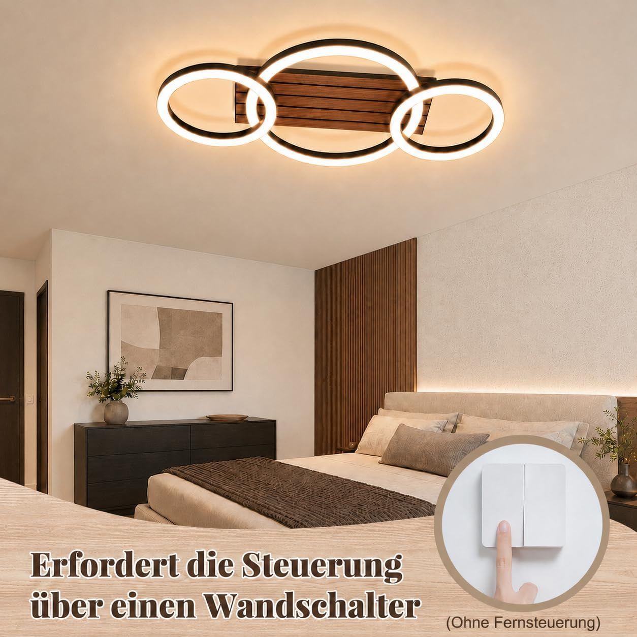 Moderne Deckenlampe mit drei leuchtenden Ringen in einem stilvollen Schlafzimmer.