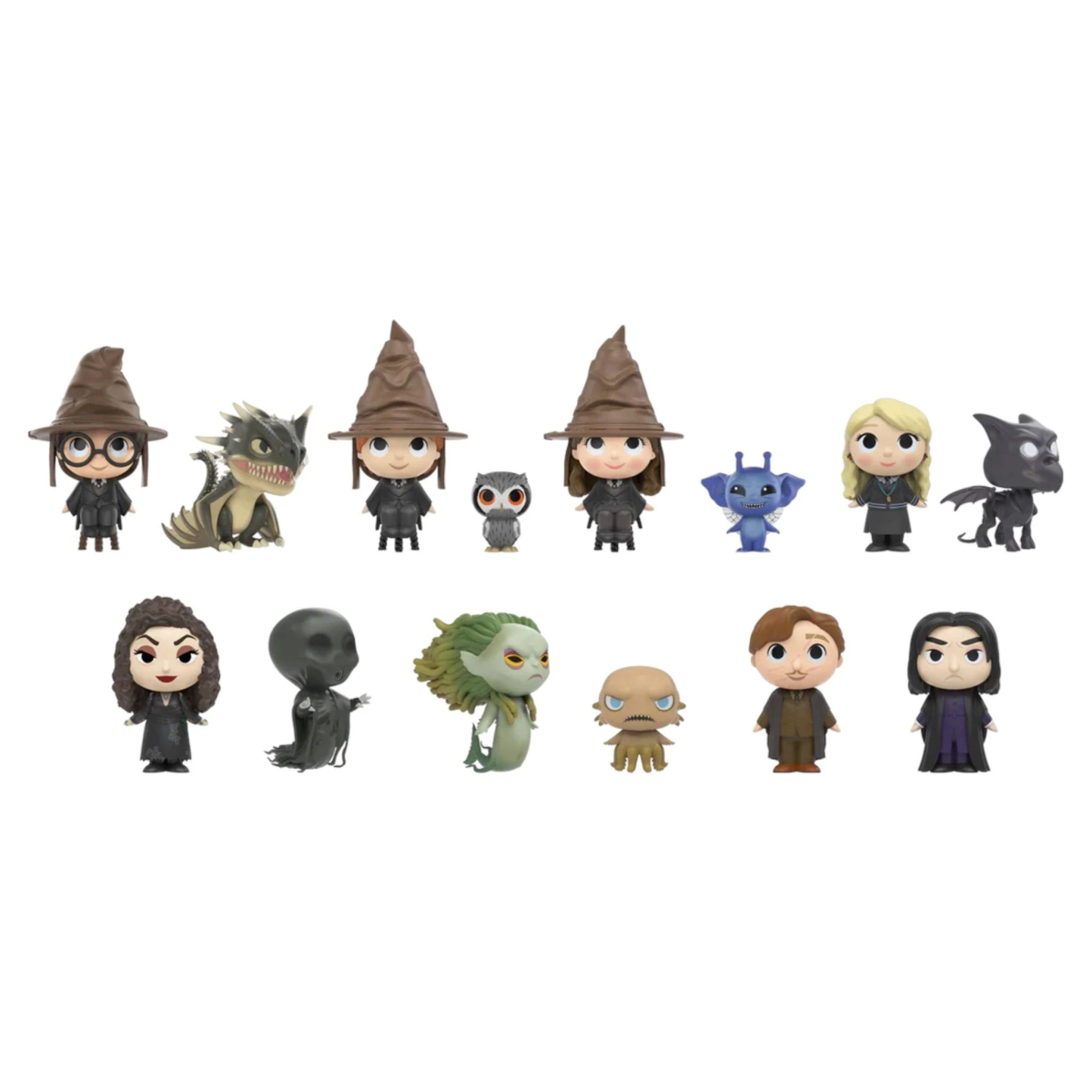 Una colección de minimuñecos de Harry Potter, incluyendo personajes y criaturas sobre un fondo blanco.