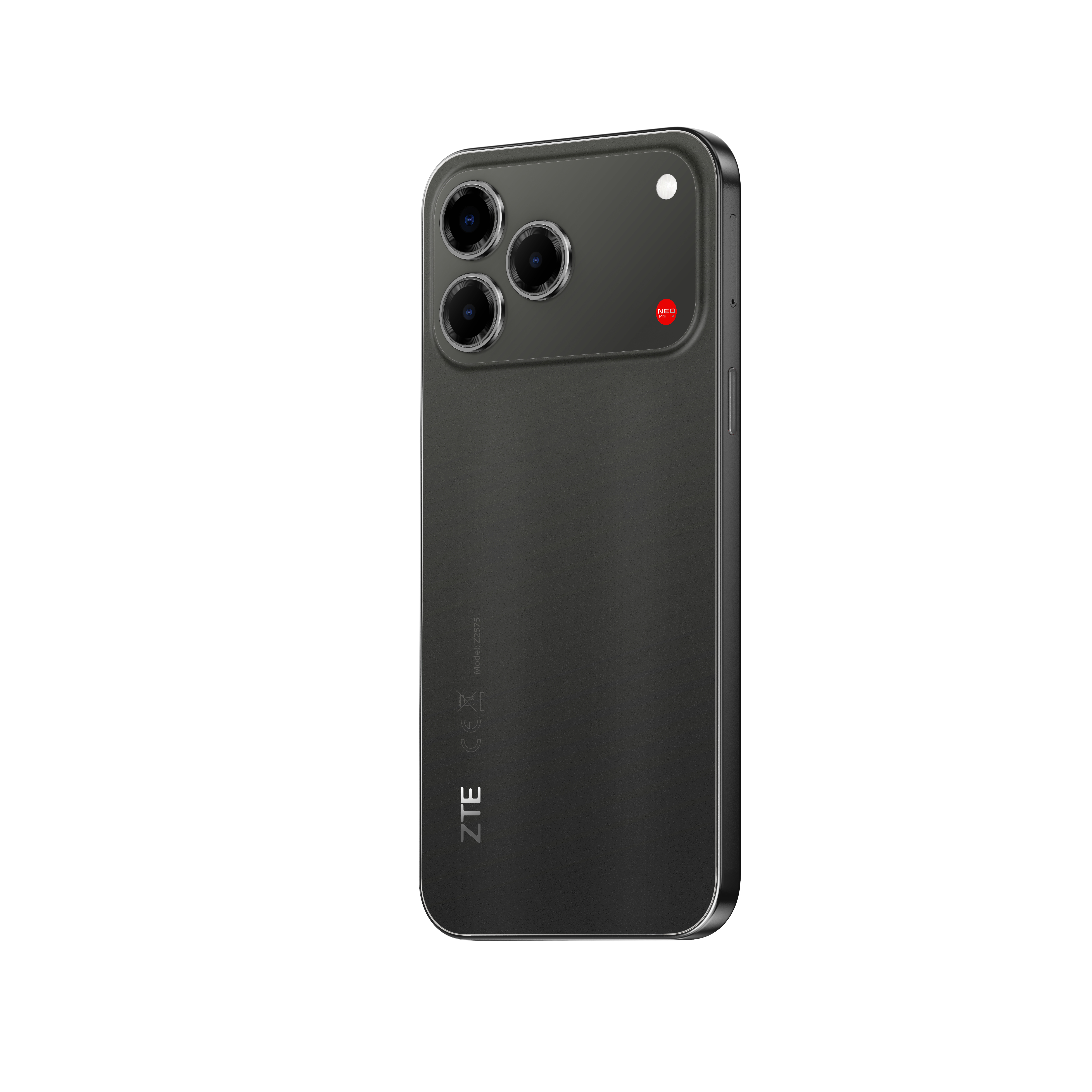 Tył czarnego smartfona ZTE z trzema obiektywami aparatów i logo ZTE.
