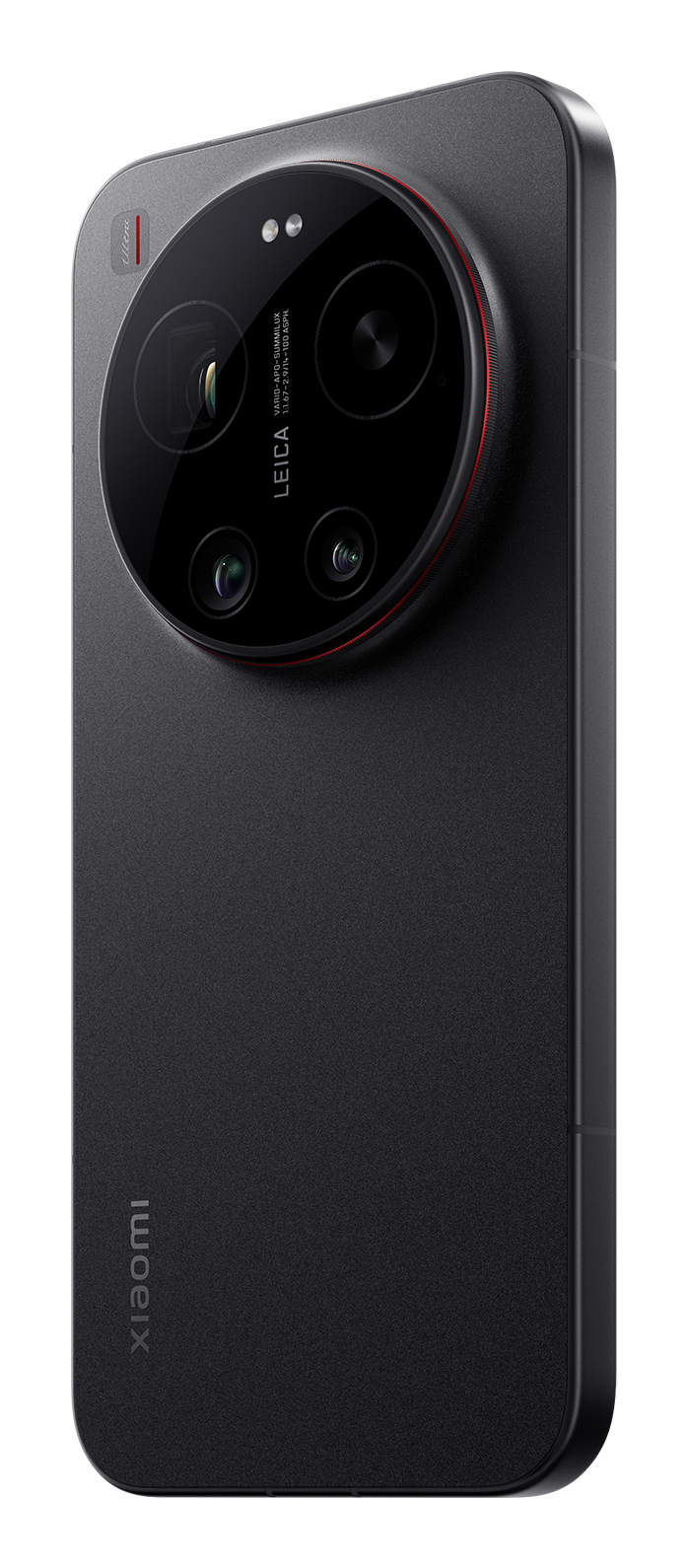 Vista trasera de un smartphone Xiaomi gris oscuro con un gran módulo de cámara Leica circular y cuatro lentes.