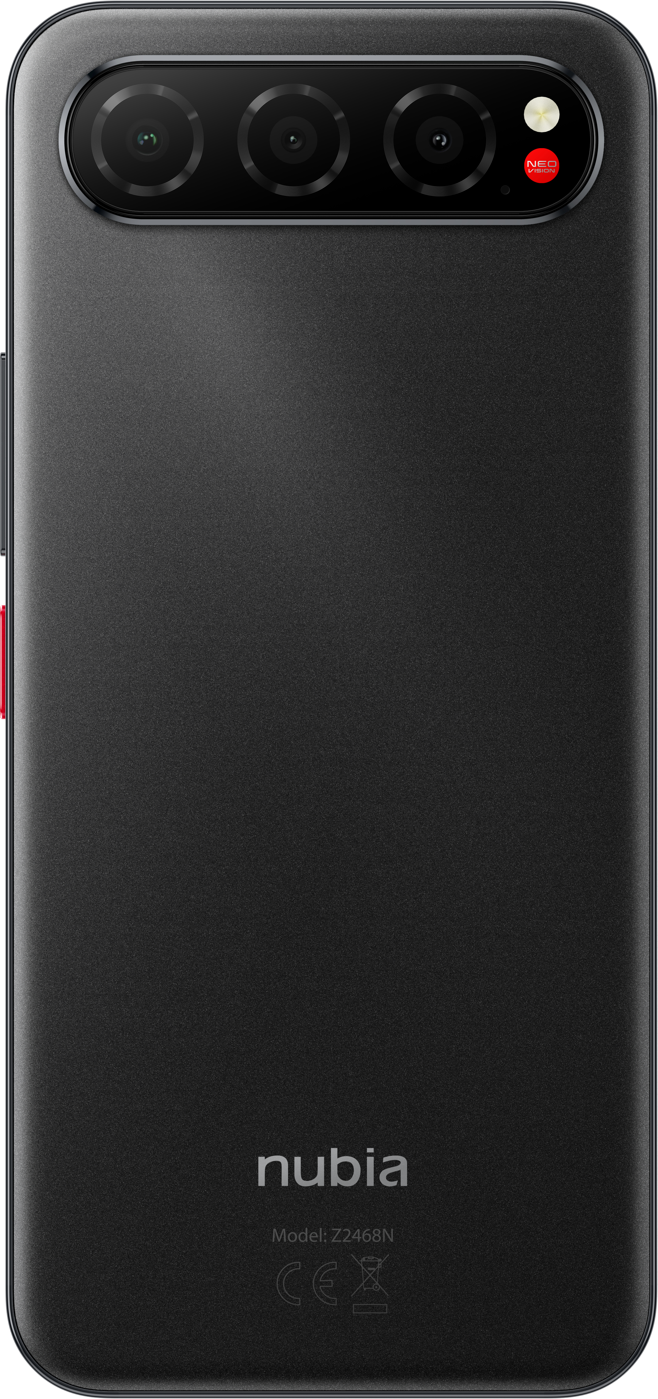 Parte trasera de un teléfono inteligente Nubia gris oscuro con tres lentes de cámara horizontales y un flash.