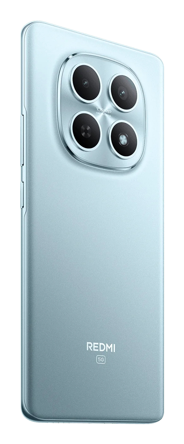 Retro di uno smartphone Redmi 5G azzurro con modulo fotografico quadrato a quattro lenti.