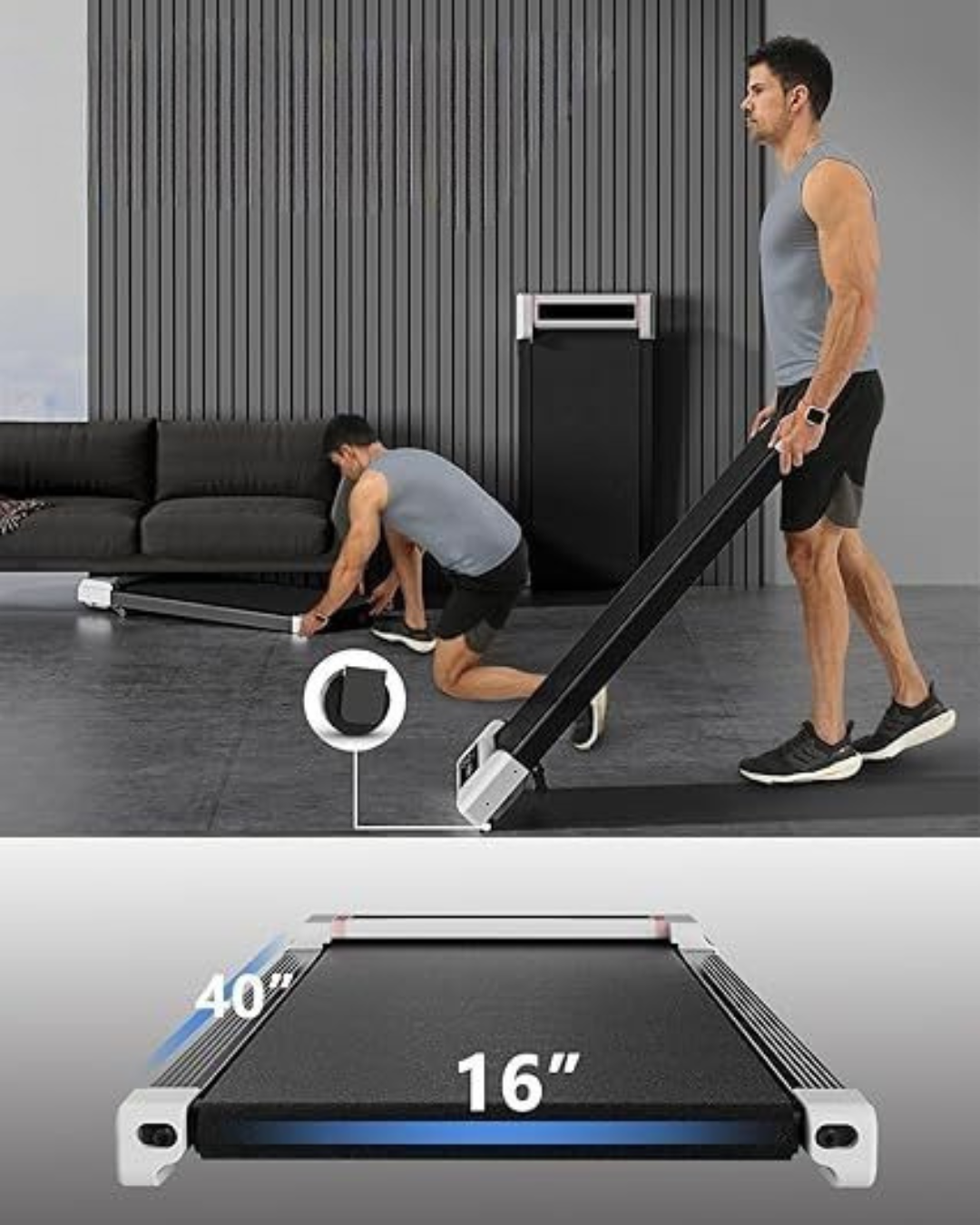 Un hombre instala una caminadora plegable en una habitación con sofá gris.